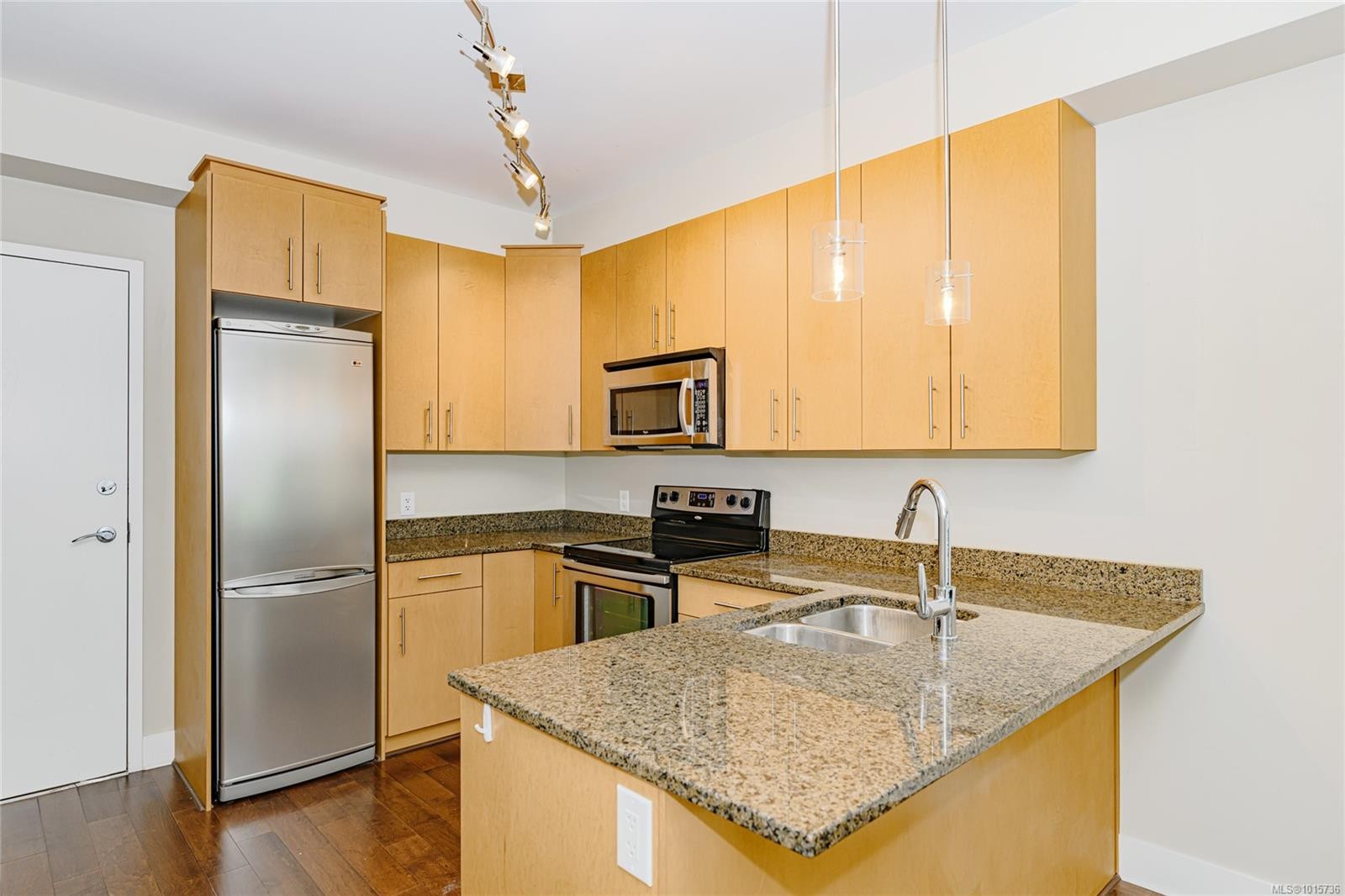 









21


Conard

St, 214,
View Royal,




BC
V8Z 0C4

