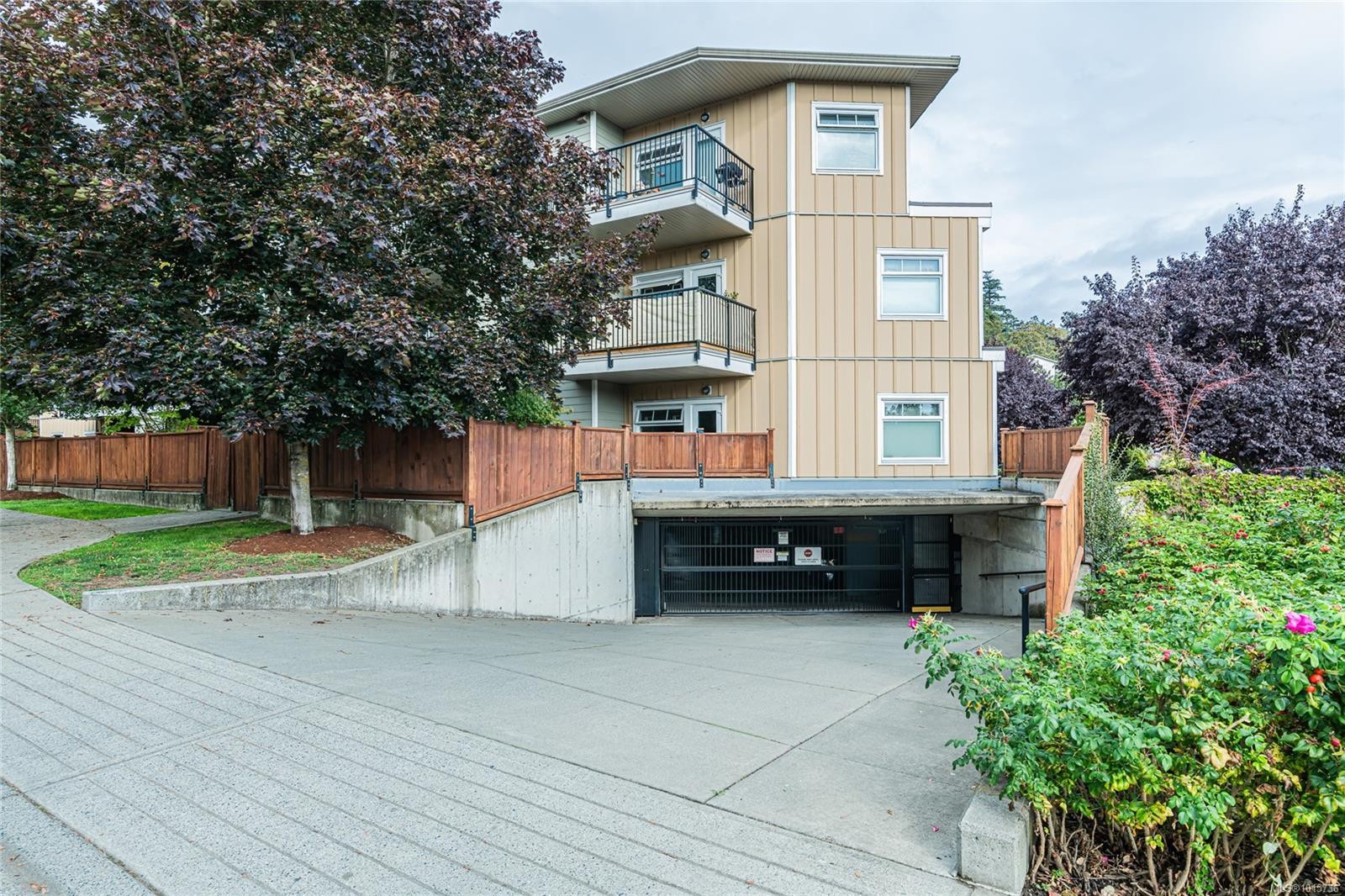 









21


Conard

St, 214,
View Royal,




BC
V8Z 0C4

