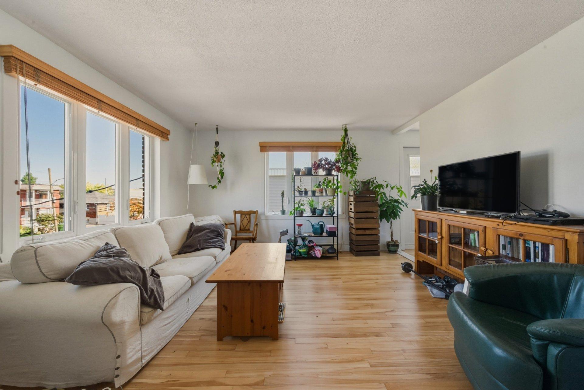 









150

 - 152


Rue Dollier

,
Saint-Jean-sur-Richelieu,




QC
J3B3P8

