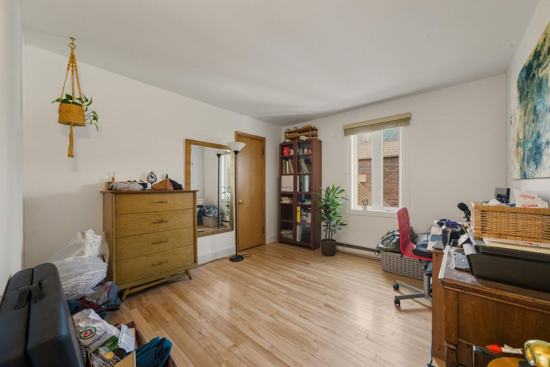 









150

 - 152


Rue Dollier

,
Saint-Jean-sur-Richelieu,




QC
J3B3P8

