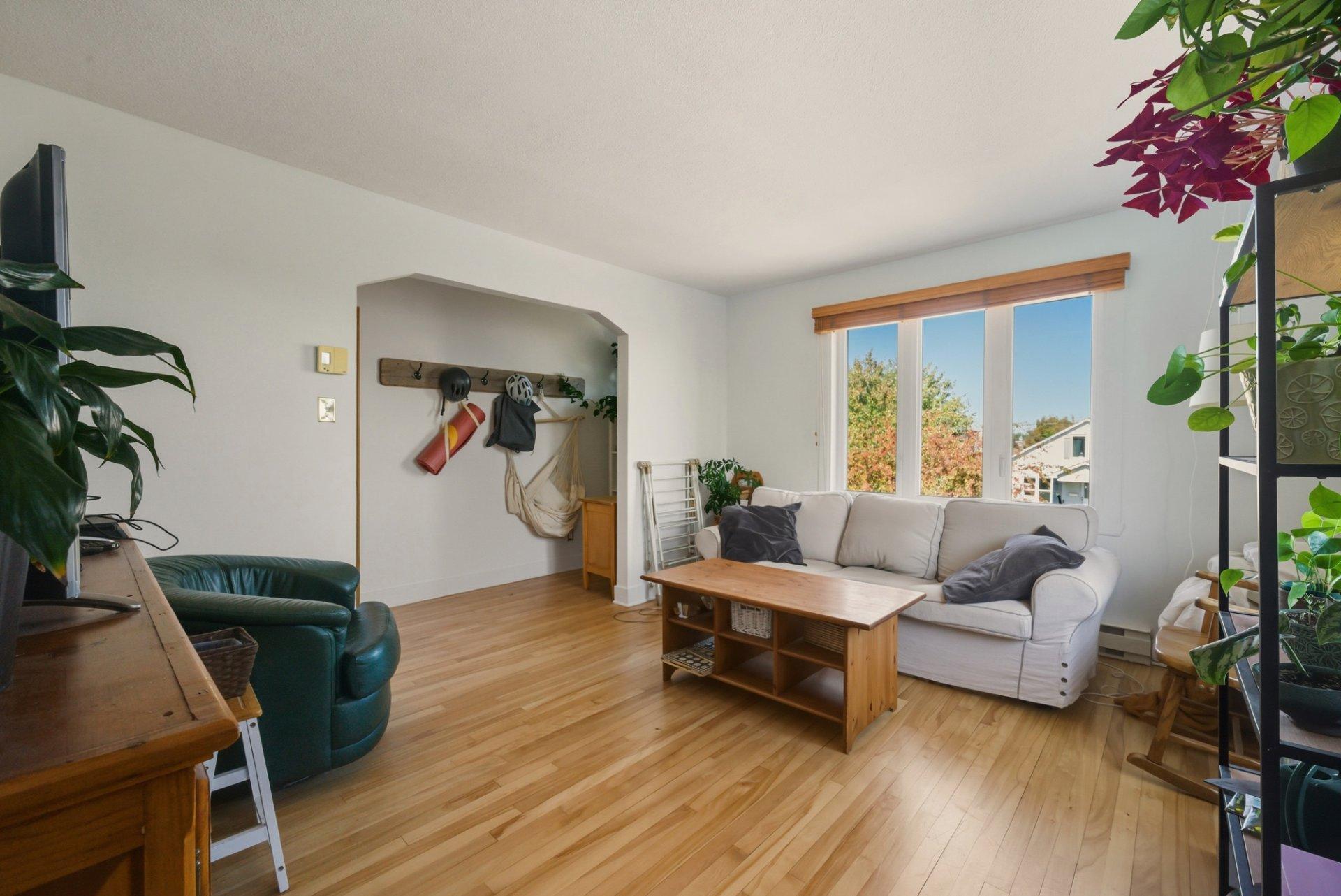 









150

 - 152


Rue Dollier

,
Saint-Jean-sur-Richelieu,




QC
J3B3P8

