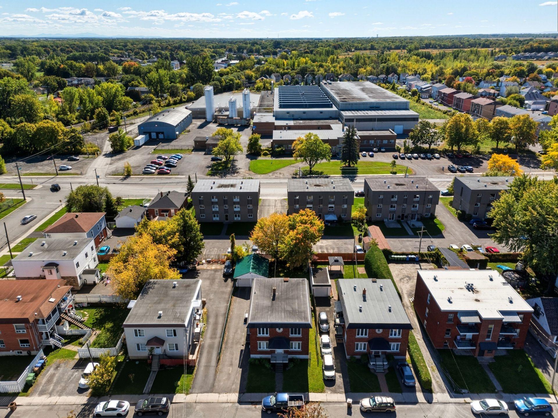 









150

 - 152


Rue Dollier

,
Saint-Jean-sur-Richelieu,




QC
J3B3P8

