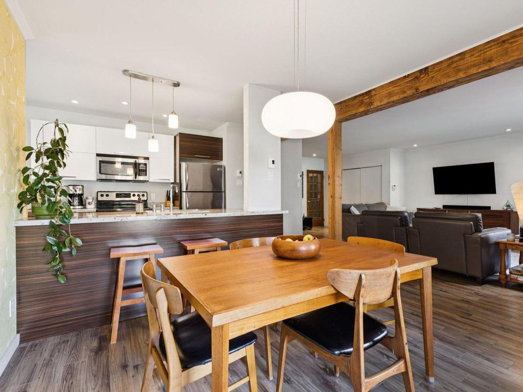 









105


Ch. de l'Érablière

, 2,
Mont-Tremblant,




QC
J8E1H5

