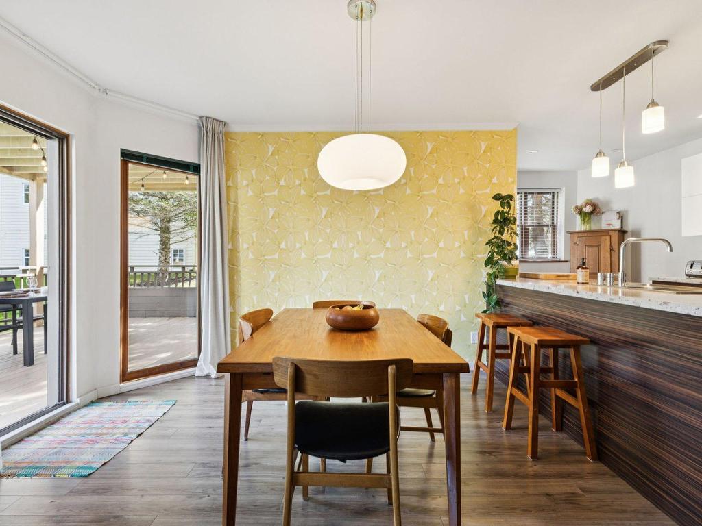 









105


Ch. de l'Érablière

, 2,
Mont-Tremblant,




QC
J8E1H5

