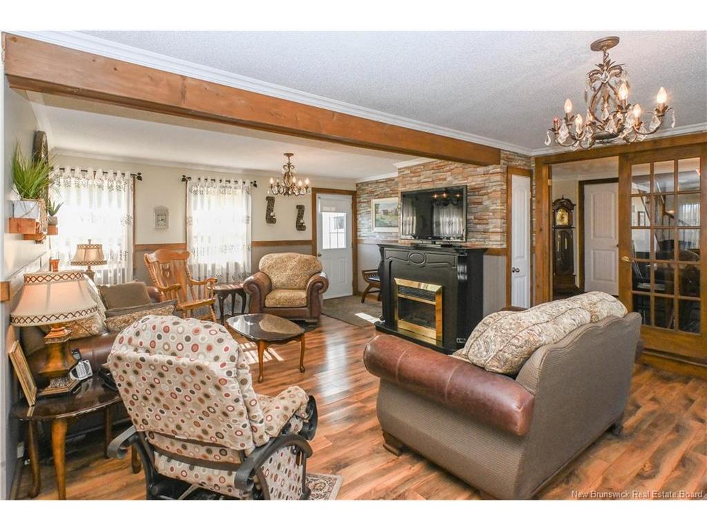 









1434


355

RTE,
Sainte-Rose,




NB
E1X 2X2

