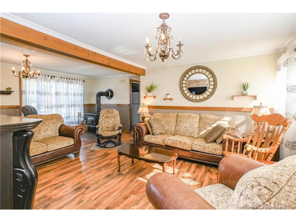 









1434


355

RTE,
Sainte-Rose,




NB
E1X 2X2

