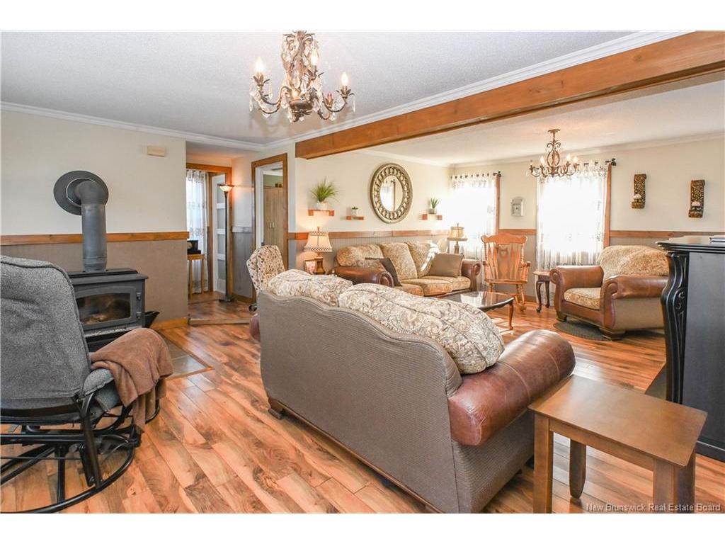 









1434


355

RTE,
Sainte-Rose,




NB
E1X 2X2

