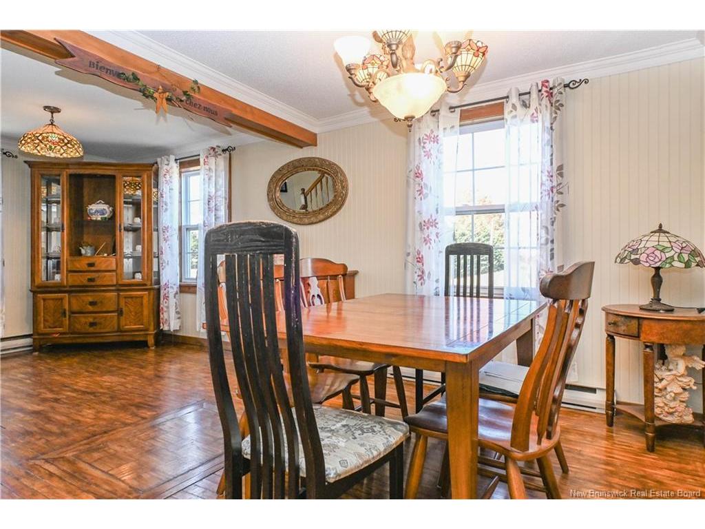 









1434


355

RTE,
Sainte-Rose,




NB
E1X 2X2

