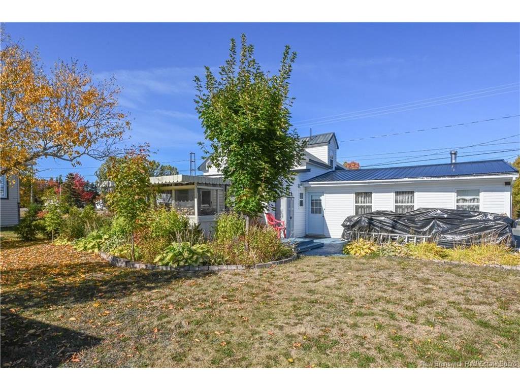 









1434


355

RTE,
Sainte-Rose,




NB
E1X 2X2

