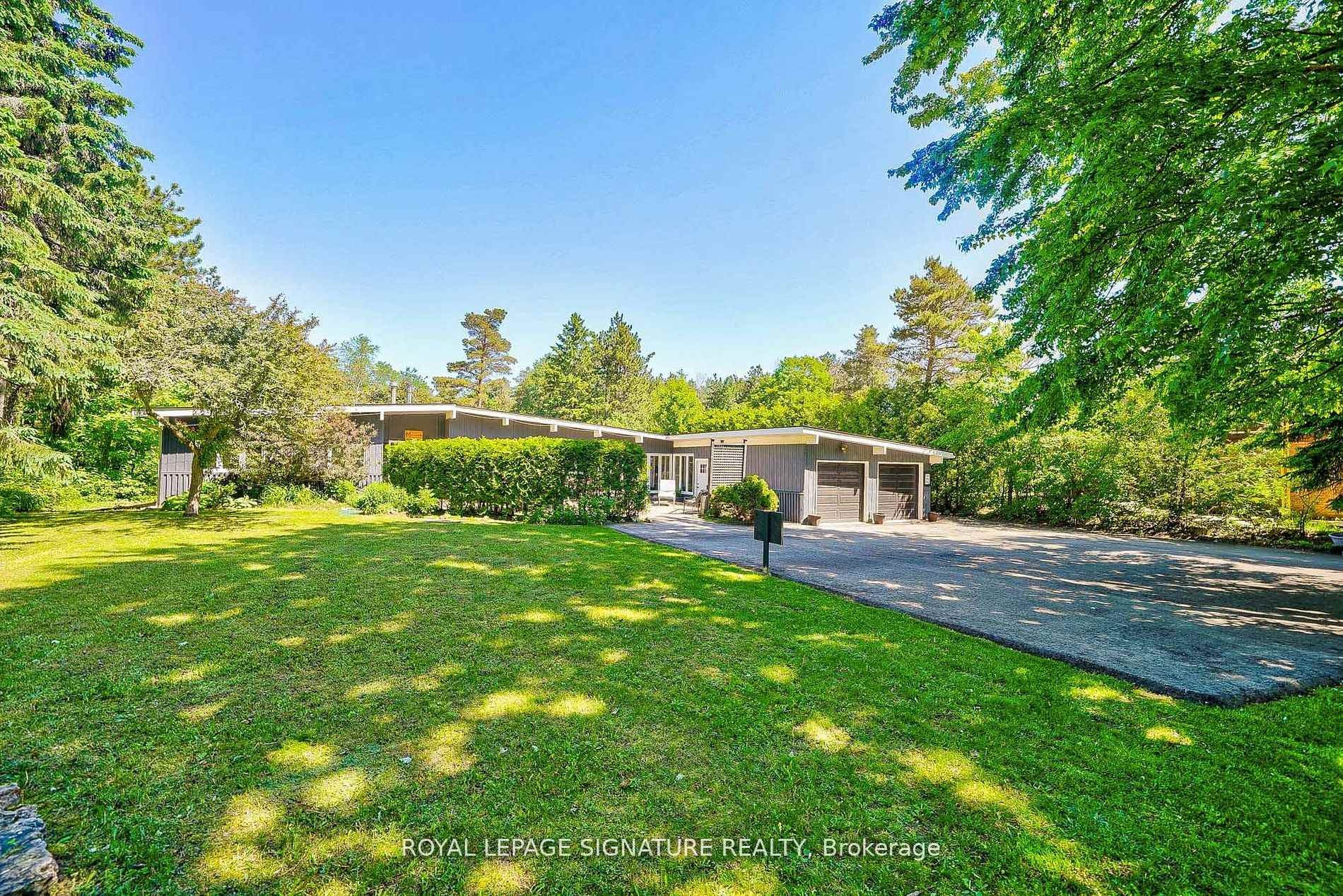 









6554


9th

Line,
New Tecumseth,




ON
L0G 1A0

