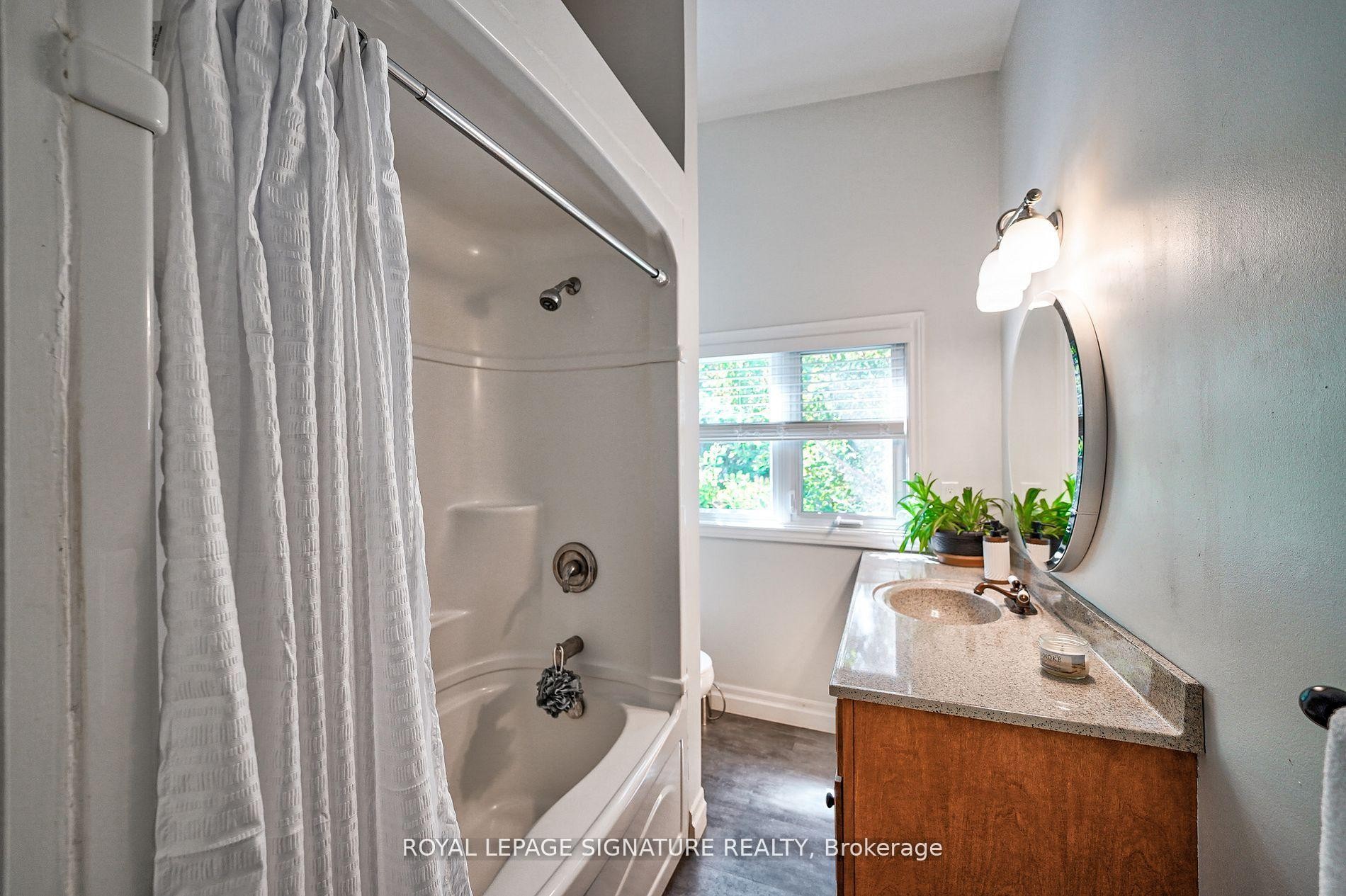 









6554


9th

Line,
New Tecumseth,




ON
L0G 1A0

