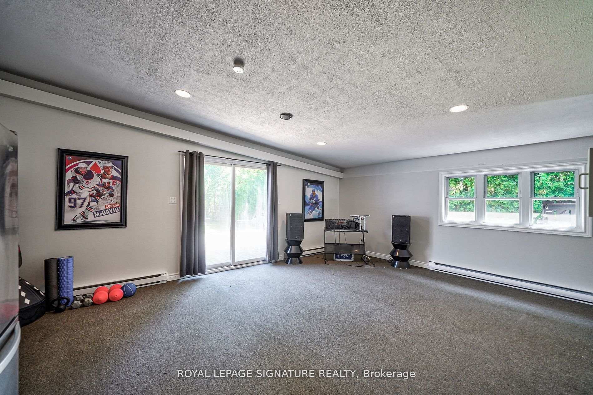 









6554


9th

Line,
New Tecumseth,




ON
L0G 1A0

