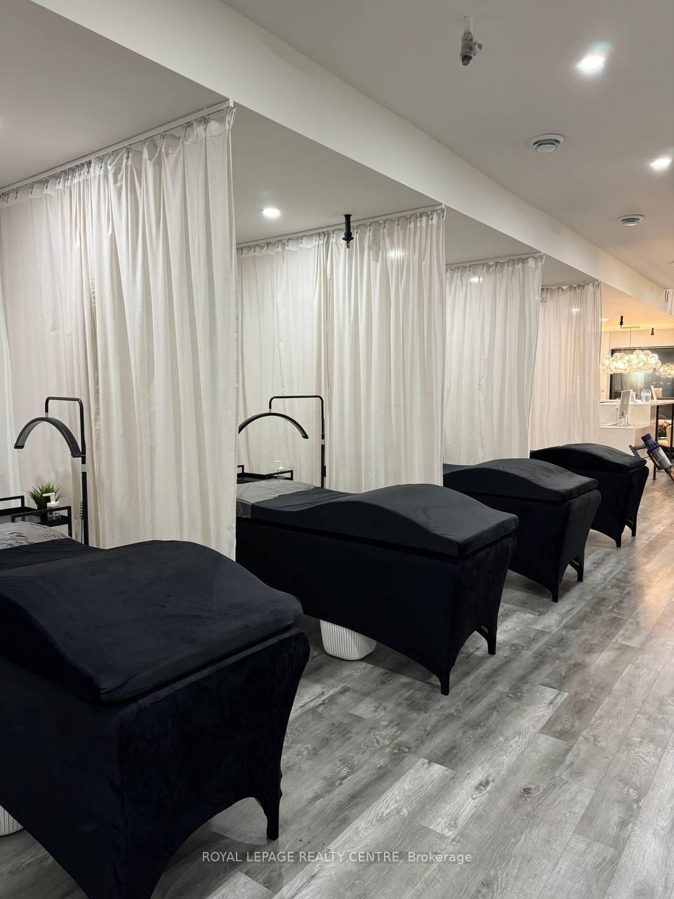 









1034


Eglinton

Avenue West,
Toronto,




ON
M6C 2C5

