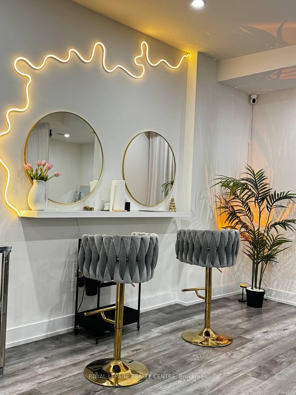 









1034


Eglinton

Avenue West,
Toronto,




ON
M6C 2C5

