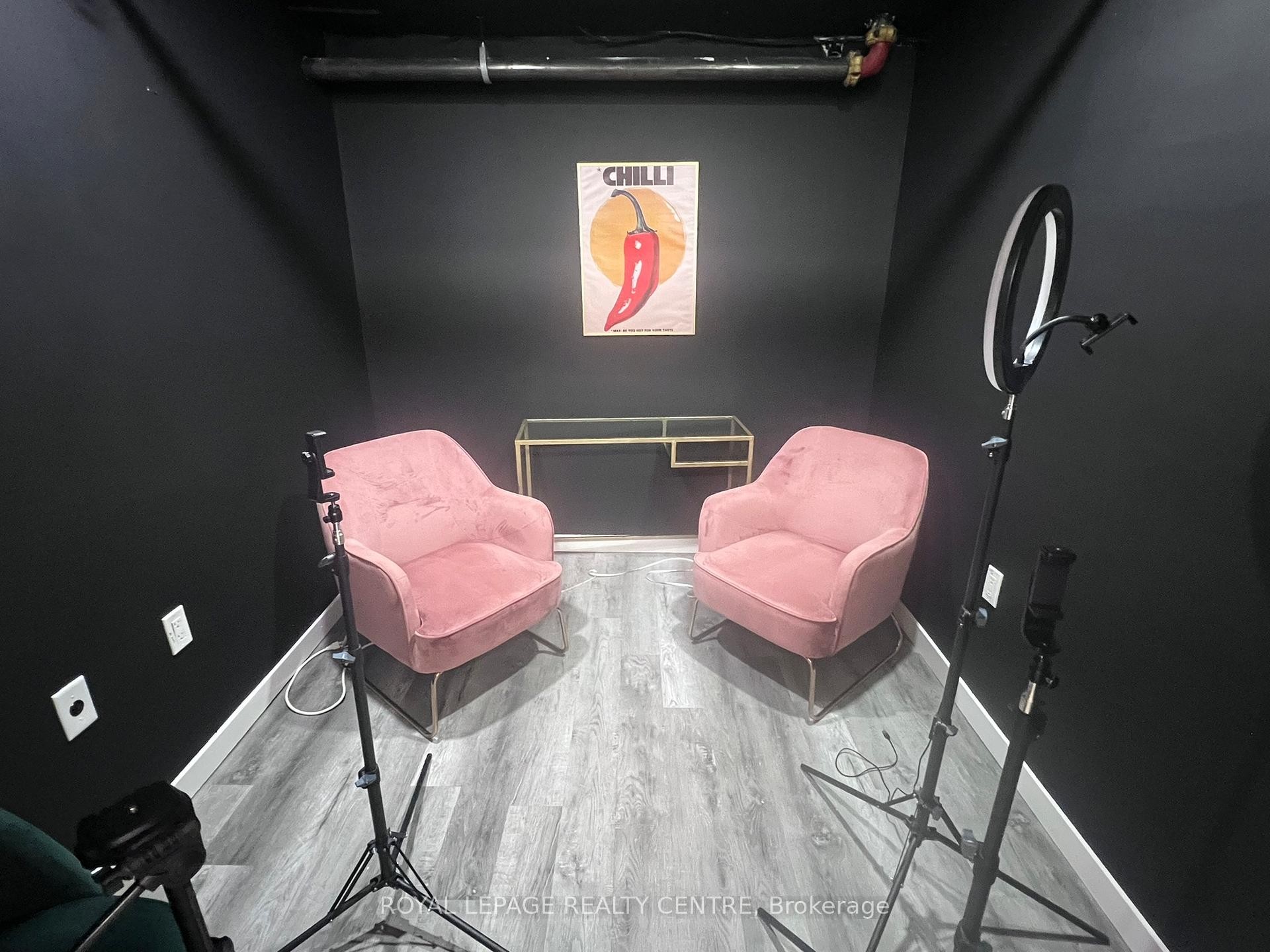 









1034


Eglinton

Avenue West,
Toronto,




ON
M6C 2C5

