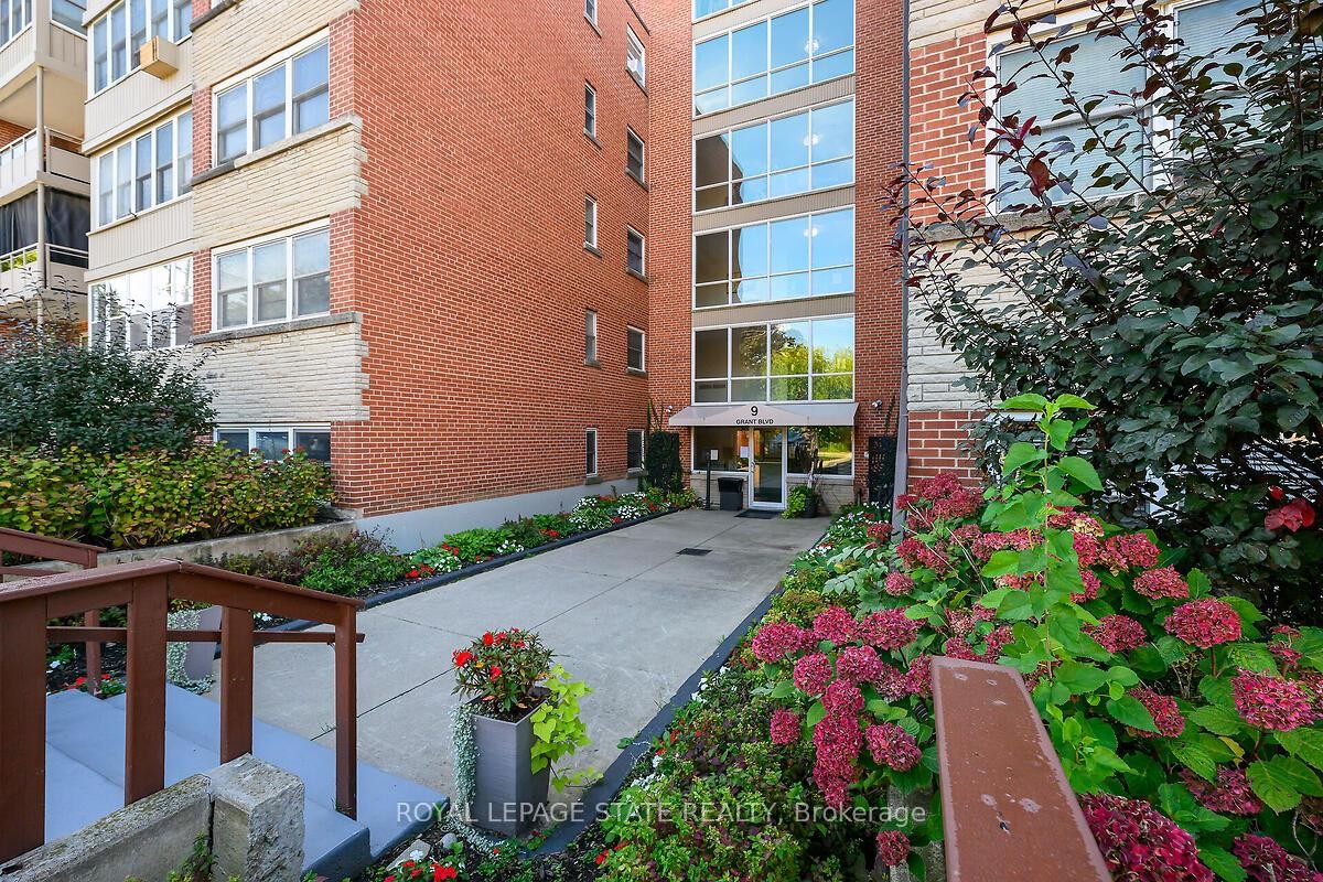 









9


Grant

Boulevard, 107,
Hamilton,




ON
L9H 4L5

