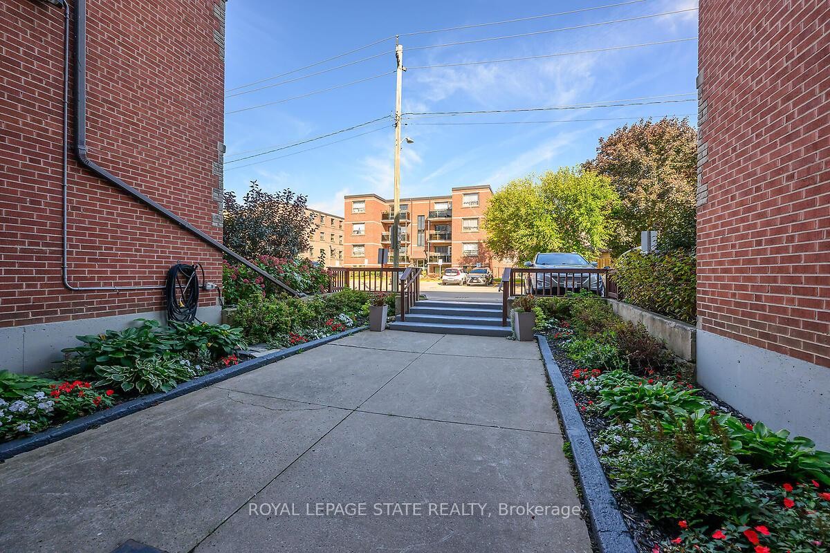 









9


Grant

Boulevard, 107,
Hamilton,




ON
L9H 4L5

