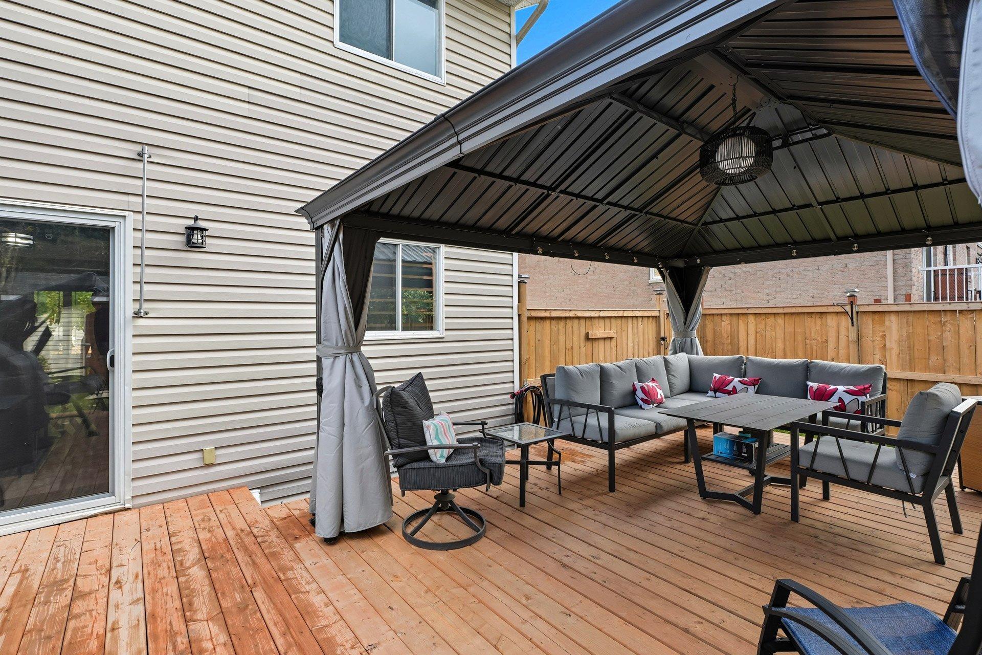 









219


Rue du Mont-Fleuri

,
Gatineau (Gatineau),




QC
J8R2H5


