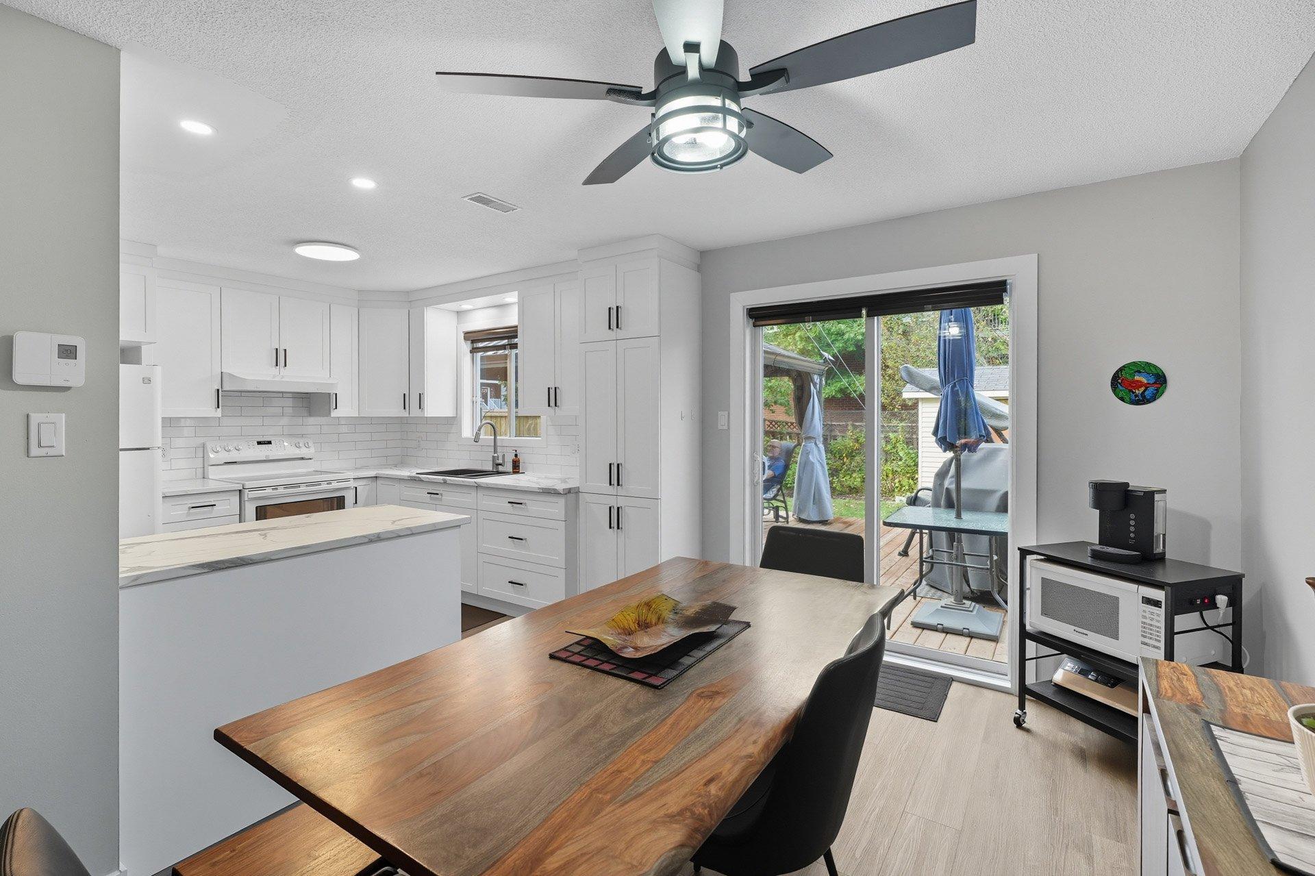 









219


Rue du Mont-Fleuri

,
Gatineau (Gatineau),




QC
J8R2H5

