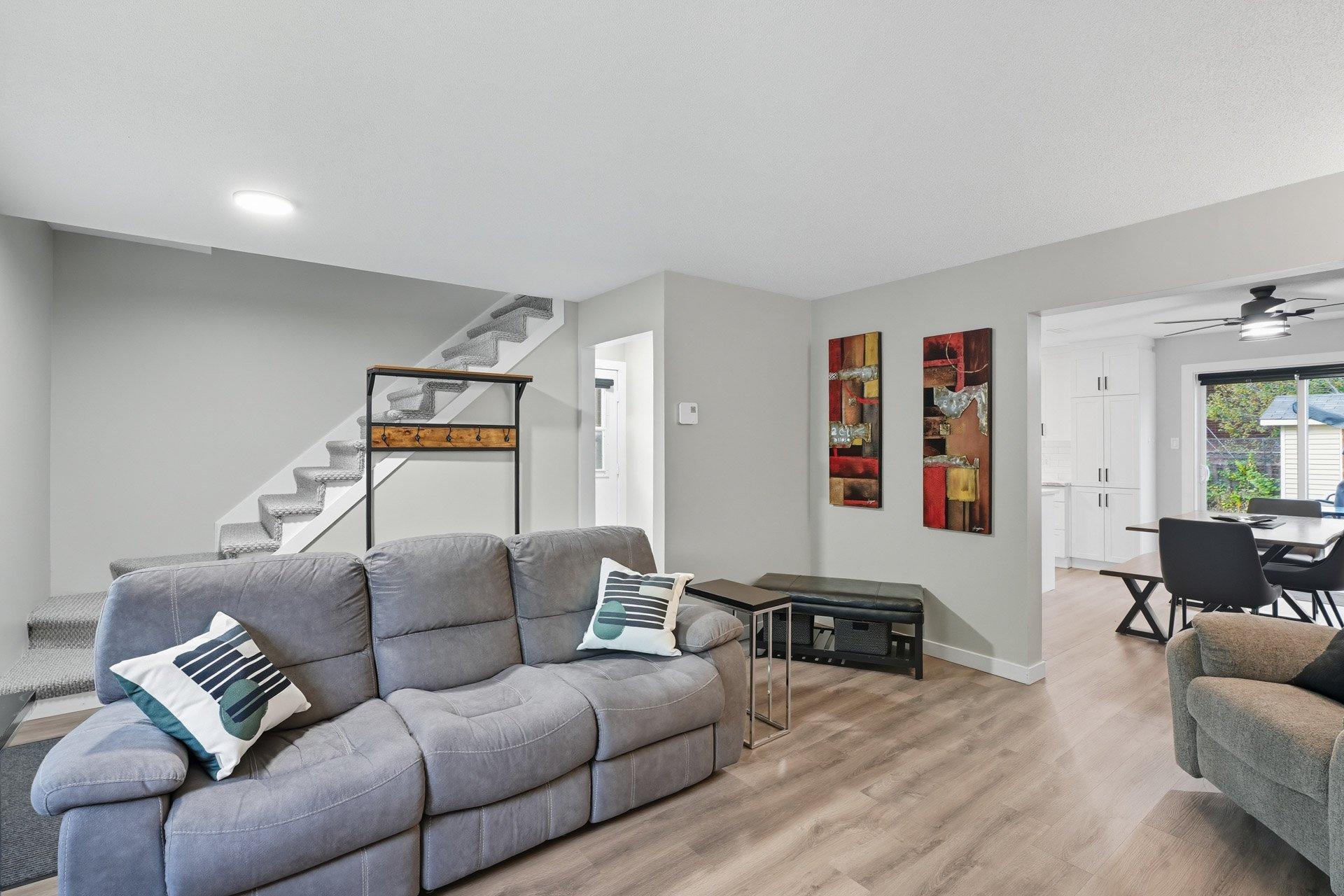 









219


Rue du Mont-Fleuri

,
Gatineau (Gatineau),




QC
J8R2H5

