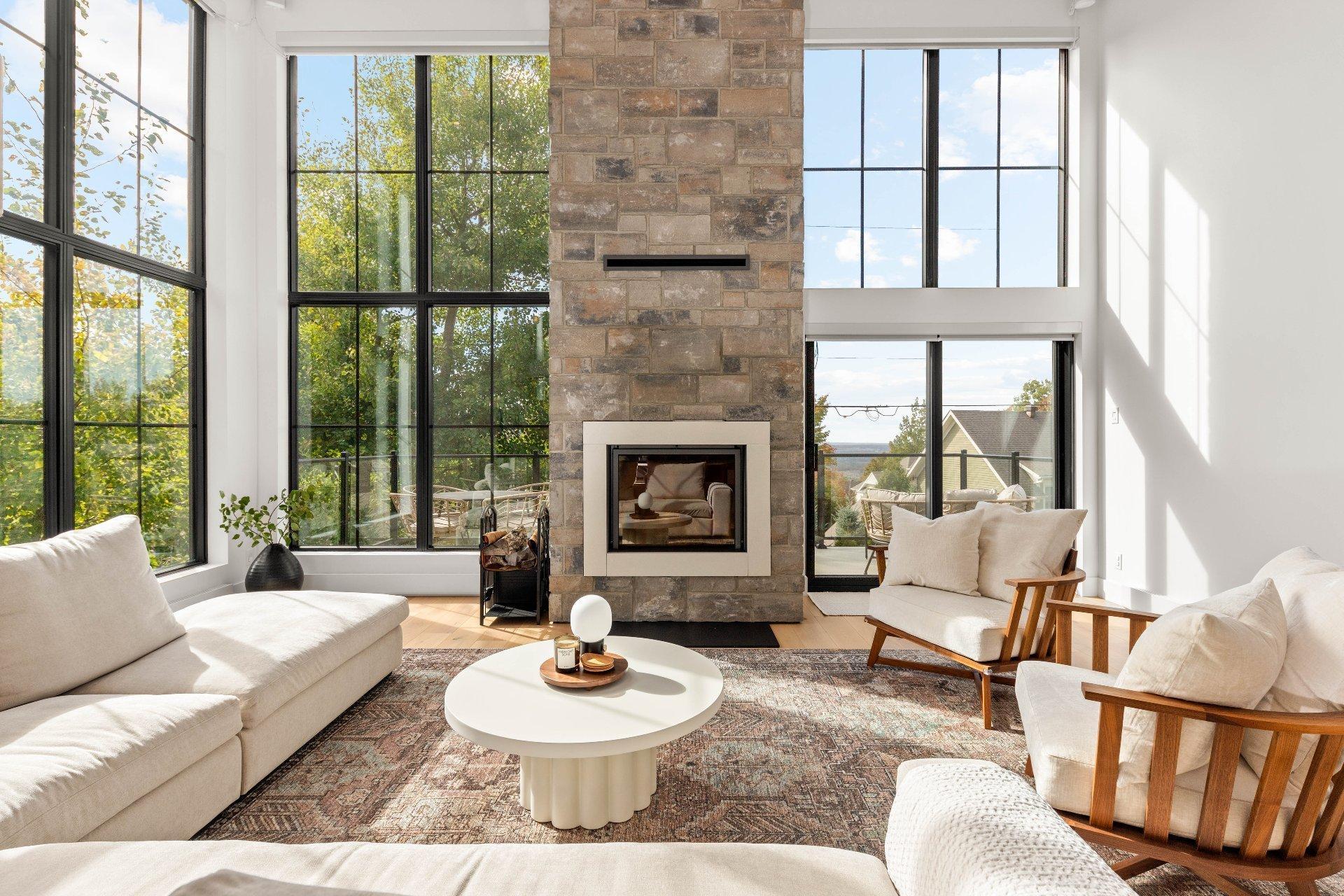 









165


Rue de Rouville

,
Bromont,




QC
J2L2B9

