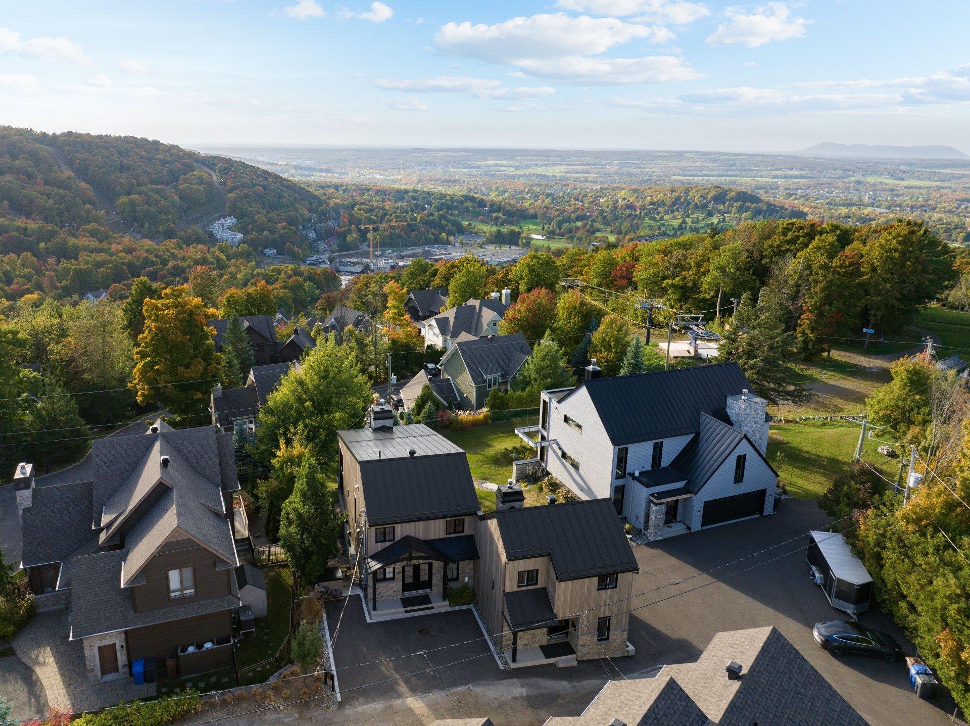 









165


Rue de Rouville

,
Bromont,




QC
J2L2B9

