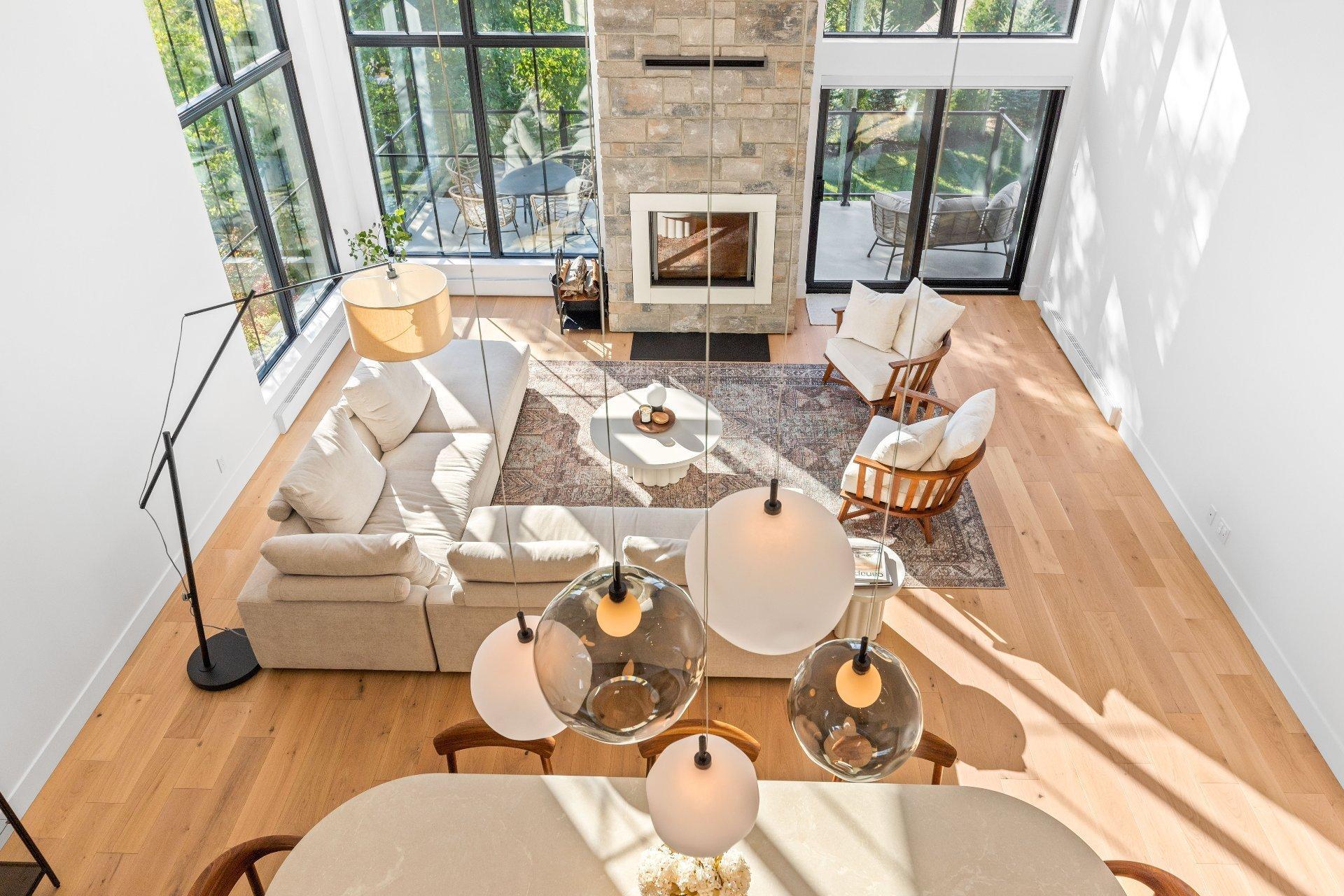 









165


Rue de Rouville

,
Bromont,




QC
J2L2B9

