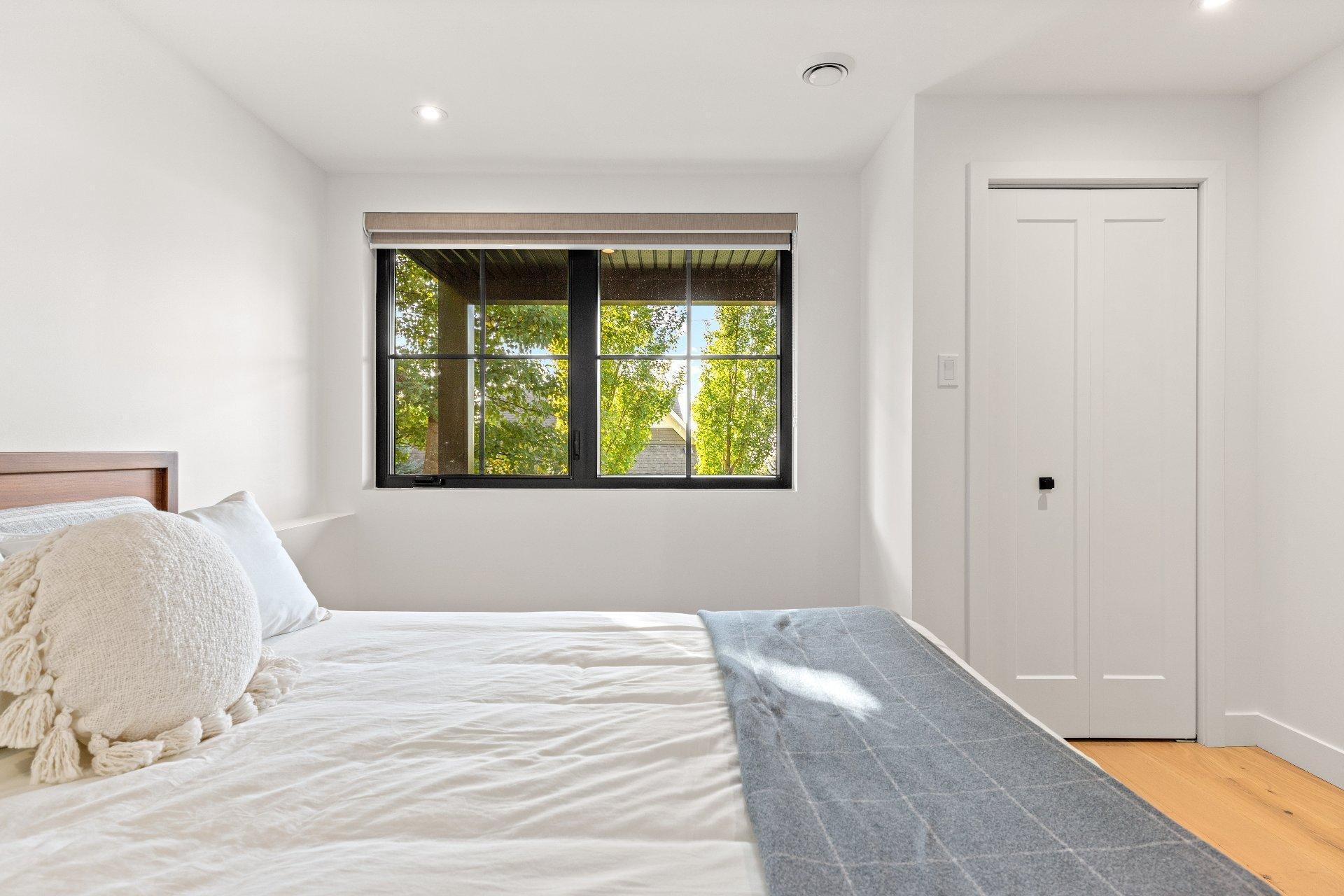 









165


Rue de Rouville

,
Bromont,




QC
J2L2B9

