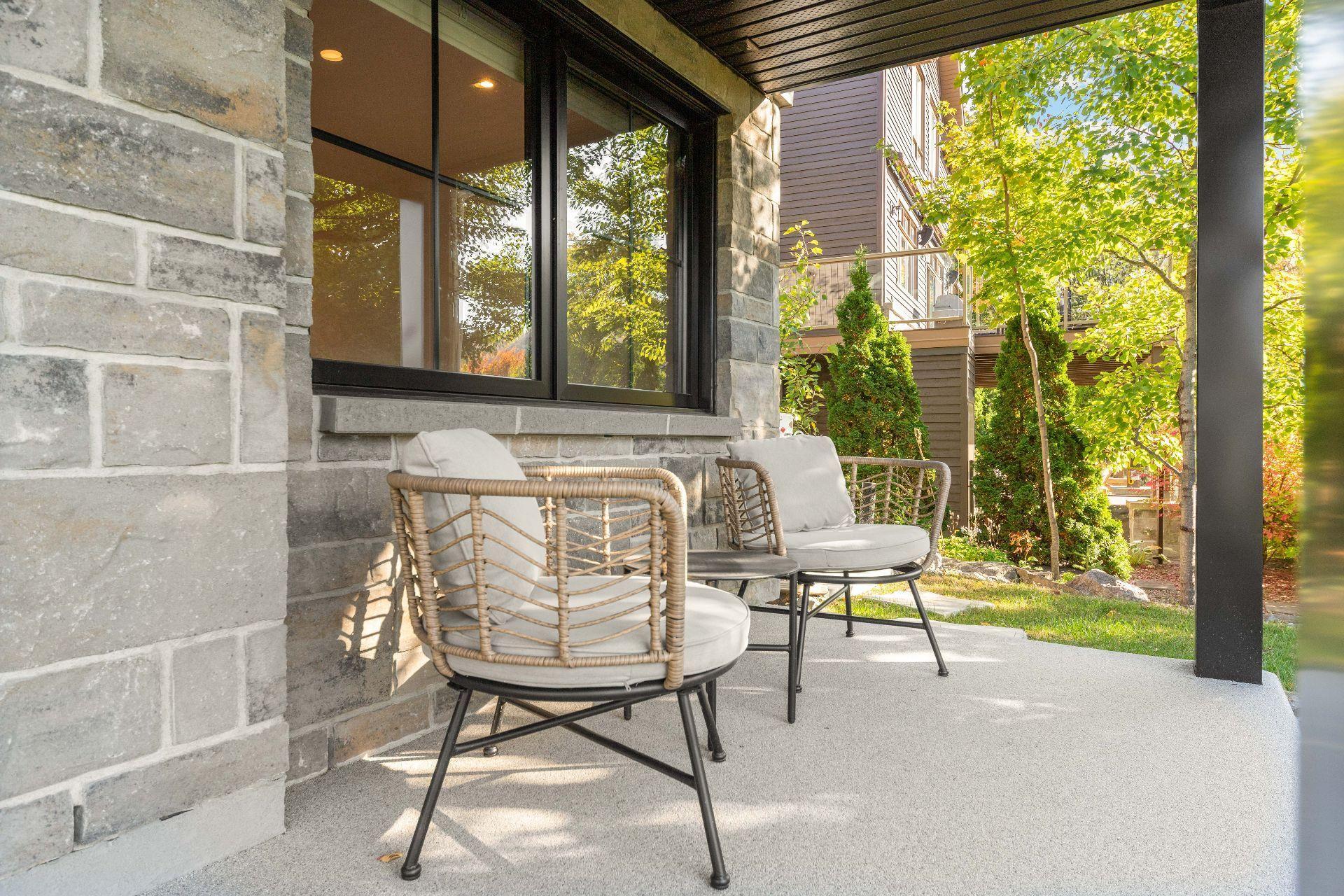 









165


Rue de Rouville

,
Bromont,




QC
J2L2B9

