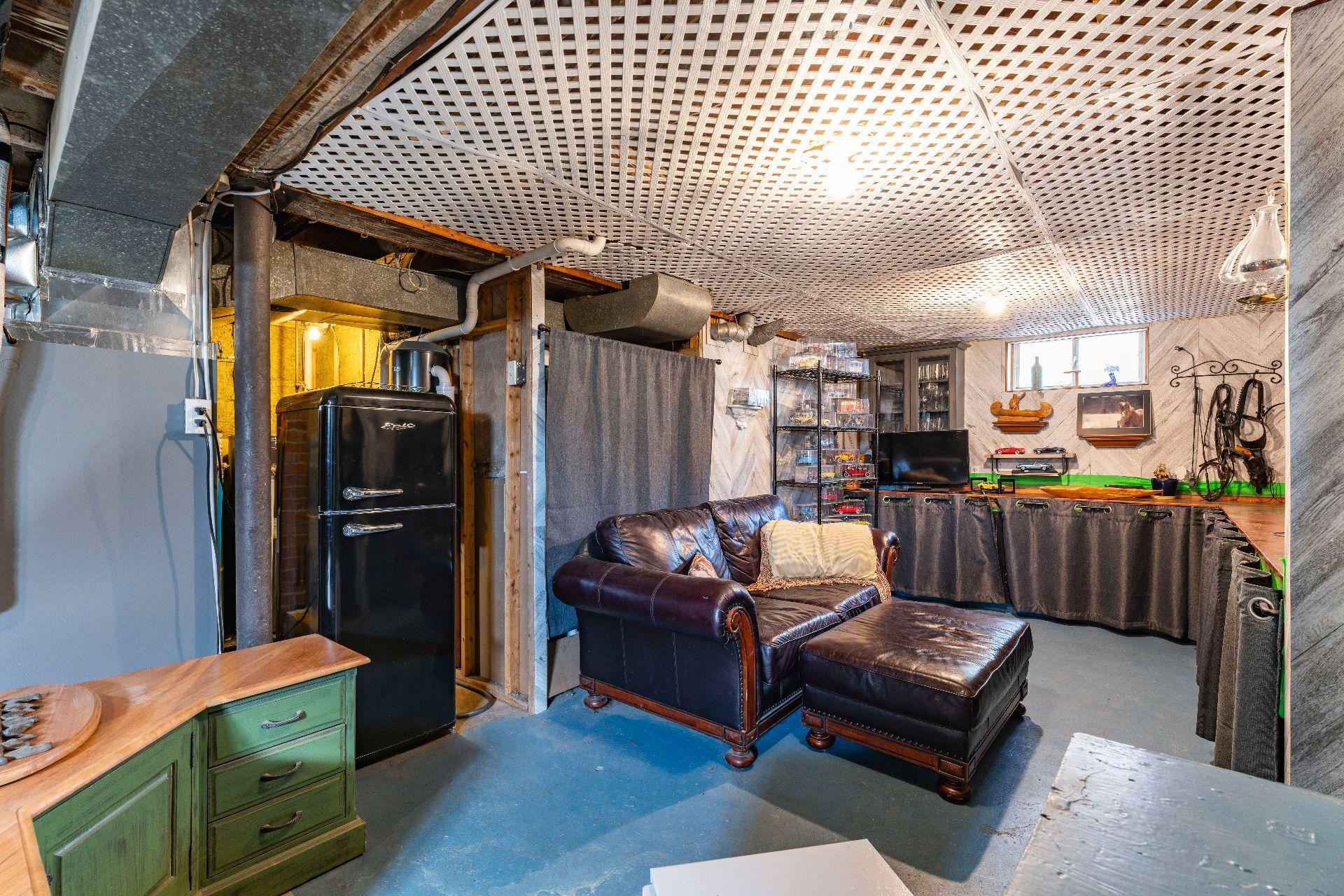 









1605

 - 1607


Rue Marcil

,
Sherbrooke (Les Nations),




QC
J1J2H6

