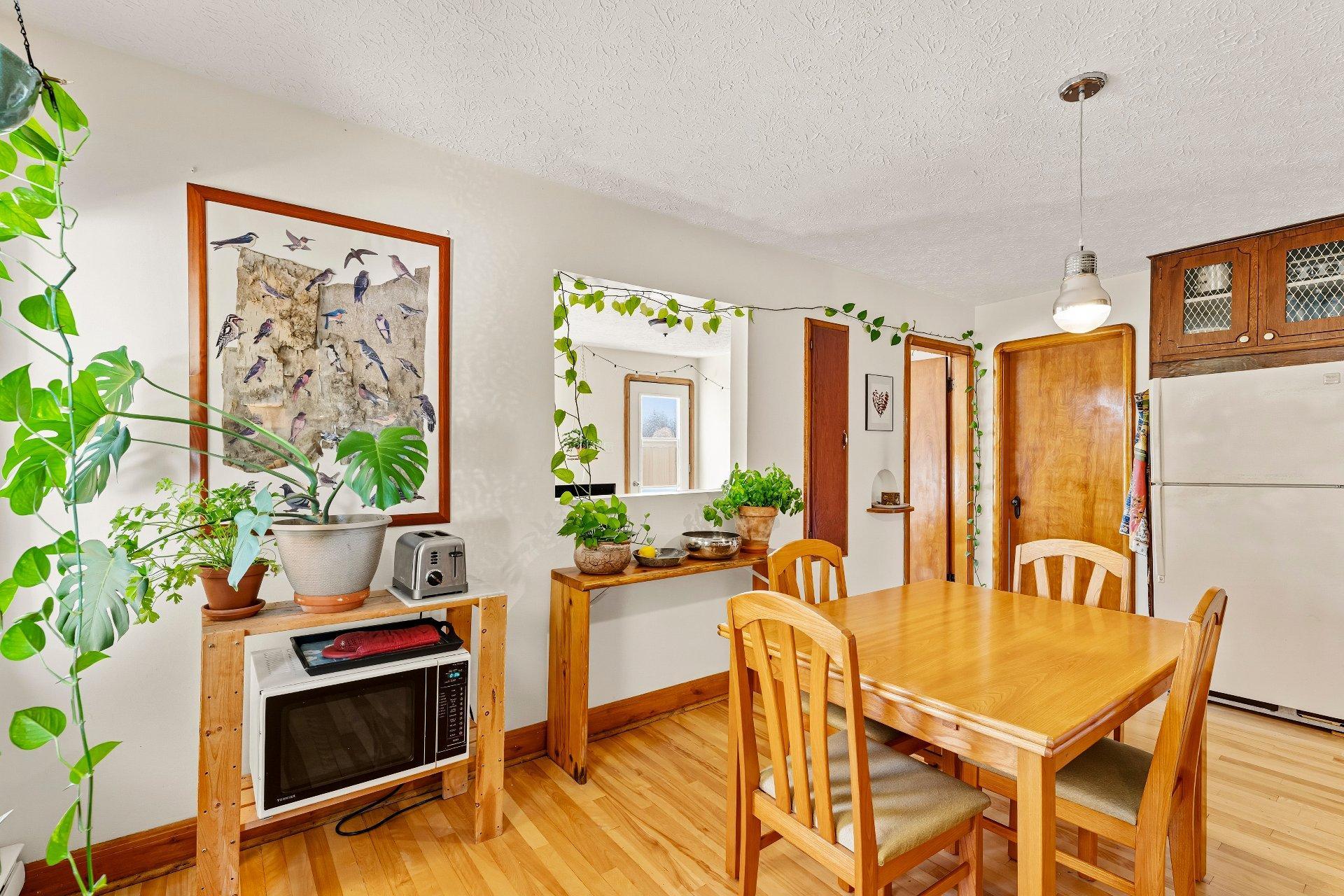 









1605

 - 1607


Rue Marcil

,
Sherbrooke (Les Nations),




QC
J1J2H6

