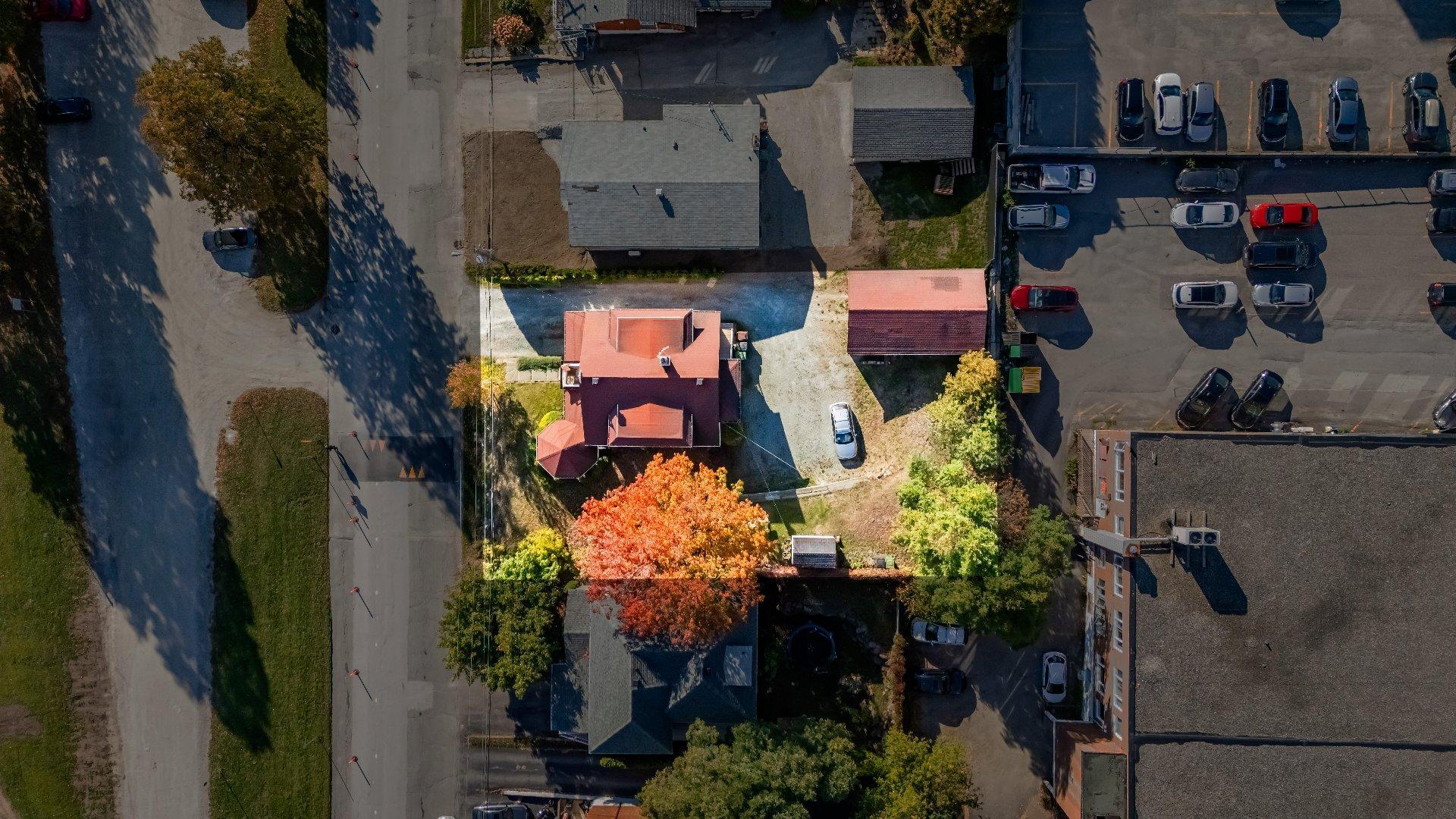 









1605

 - 1607


Rue Marcil

,
Sherbrooke (Les Nations),




QC
J1J2H6

