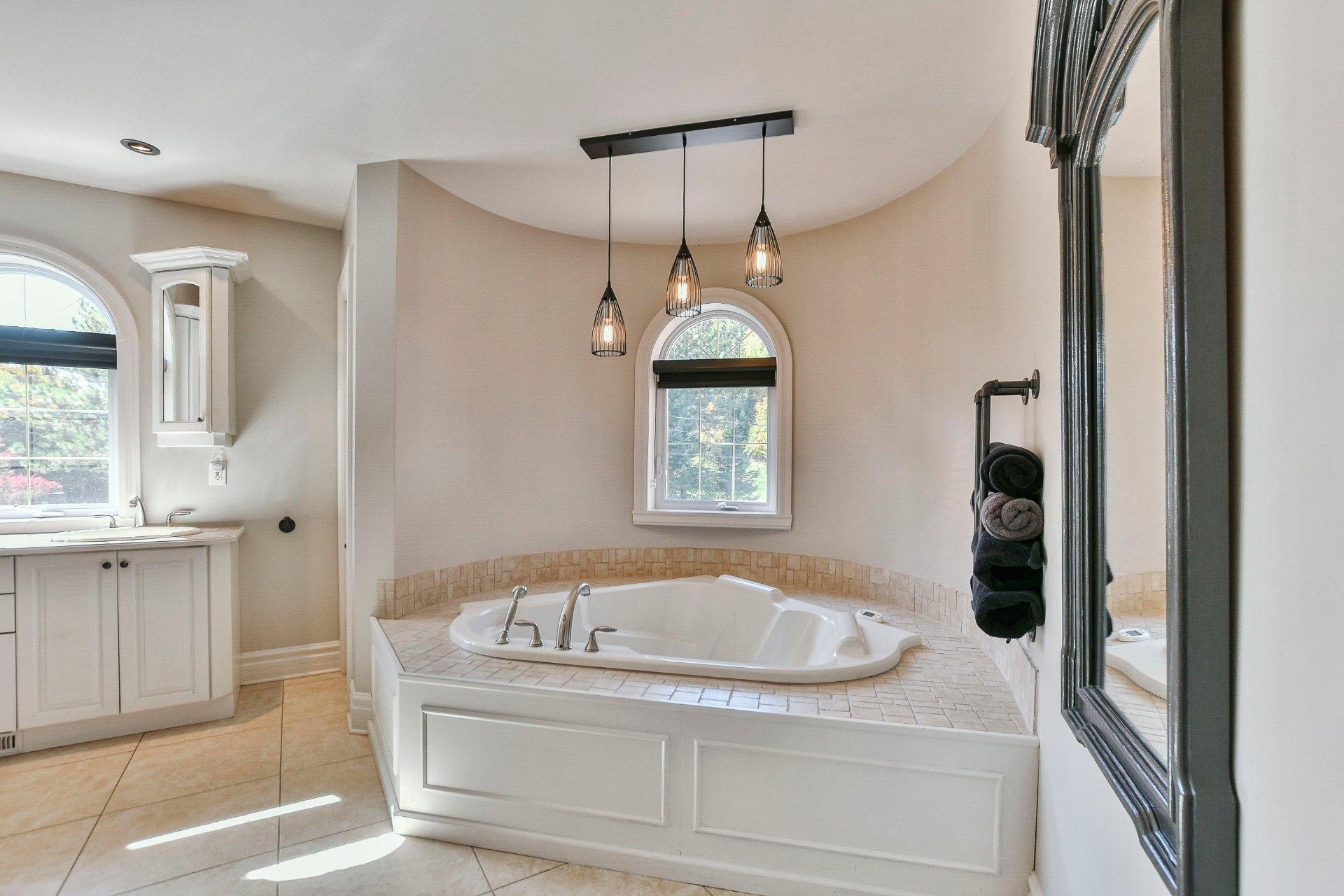 









48


Ch. Doris

,
Saint-Sauveur,




QC
J0R1R1

