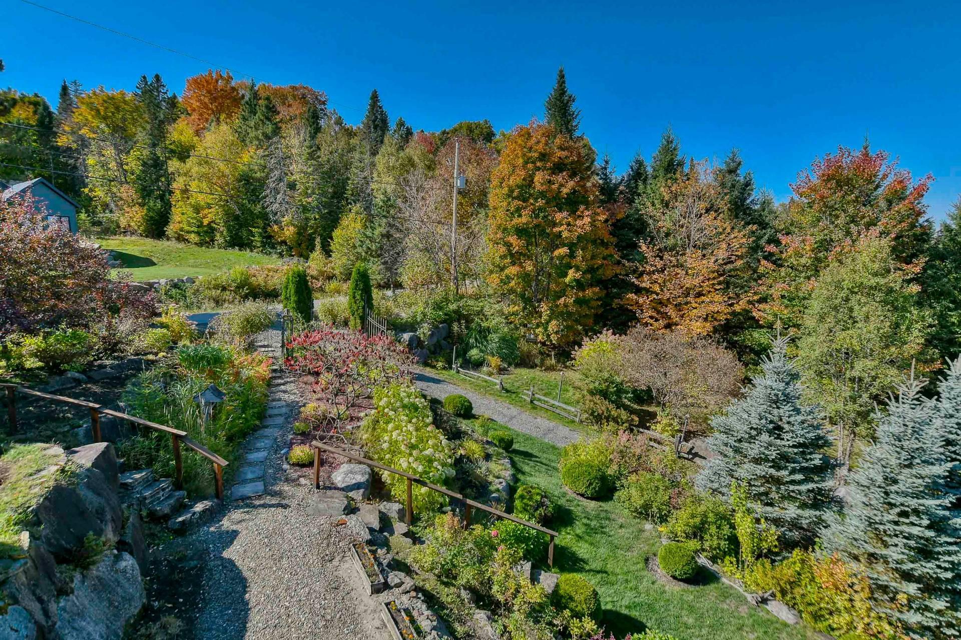 









48


Ch. Doris

,
Saint-Sauveur,




QC
J0R1R1

