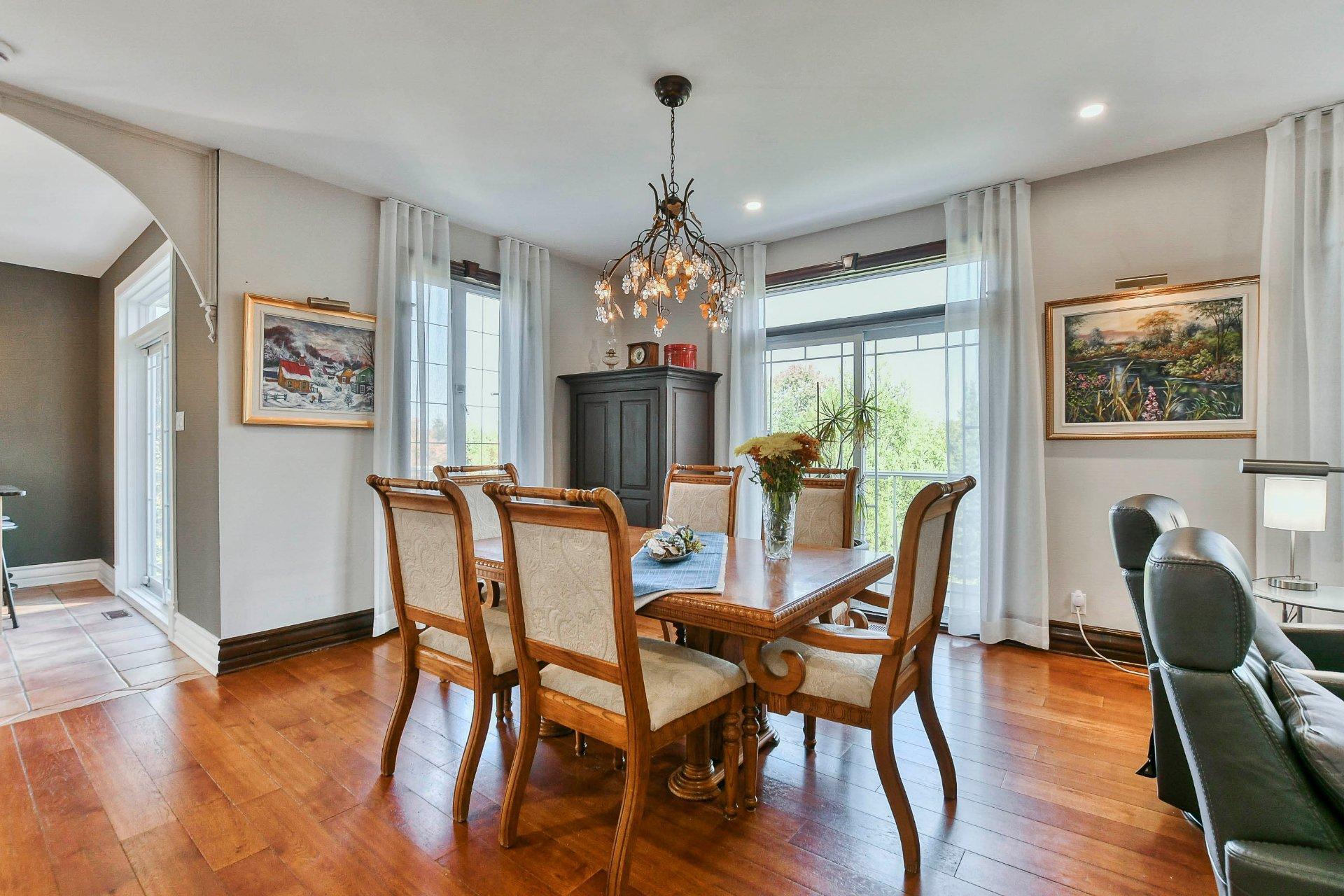 









48


Ch. Doris

,
Saint-Sauveur,




QC
J0R1R1

