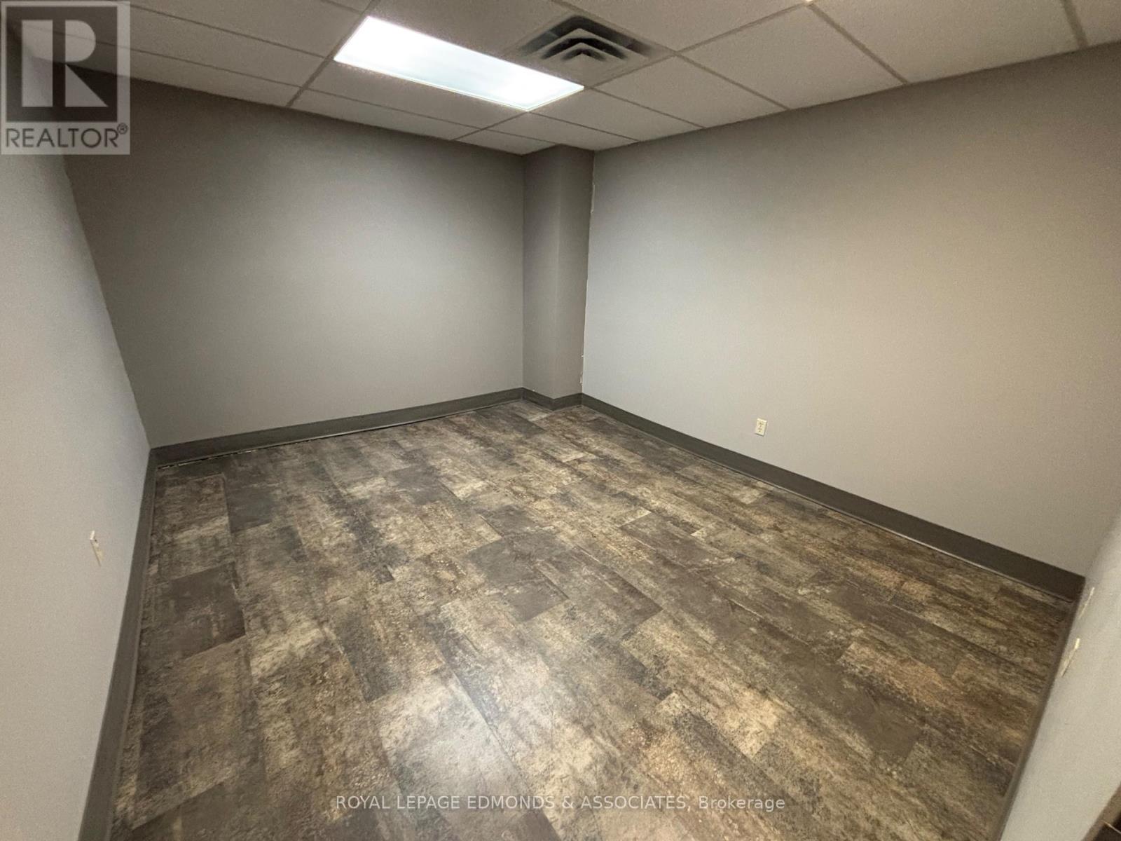 












C - 270 LAKE STREET

,
Pembroke,




Ontario
K8A7Y9

