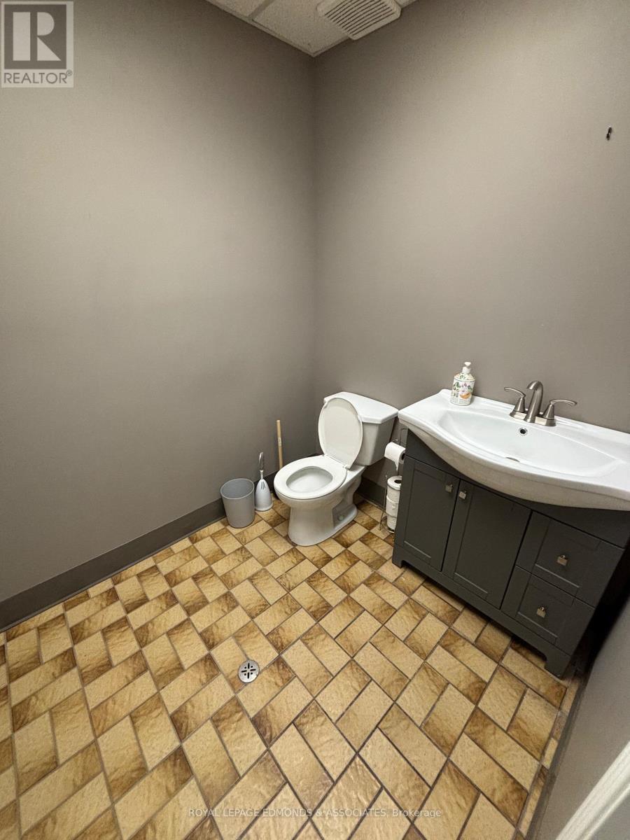 












C - 270 LAKE STREET

,
Pembroke,




Ontario
K8A7Y9

