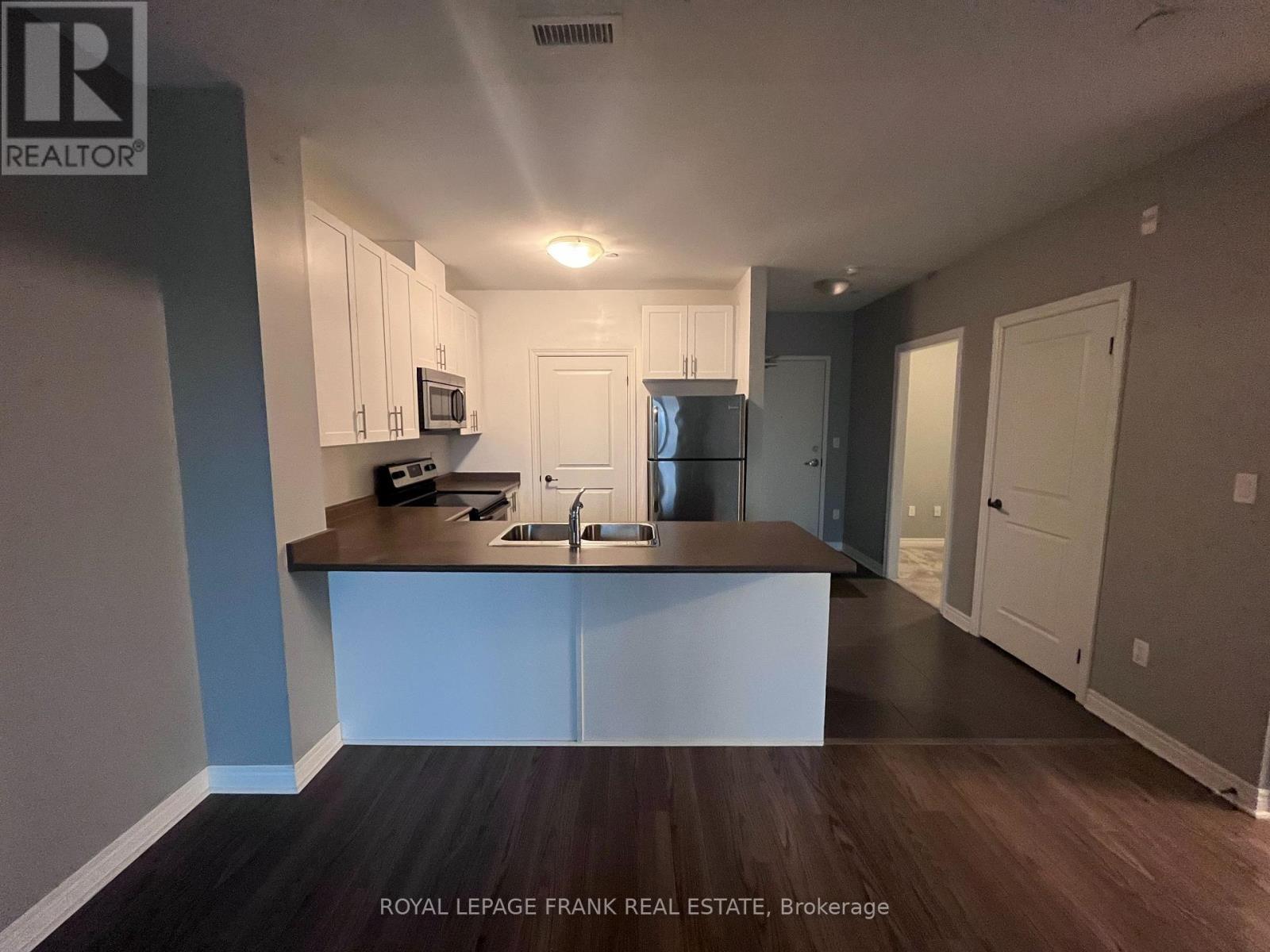 












218 - 7400 MARKHAM ROAD

,
Markham (Middlefield),




Ontario
L3S0C5

