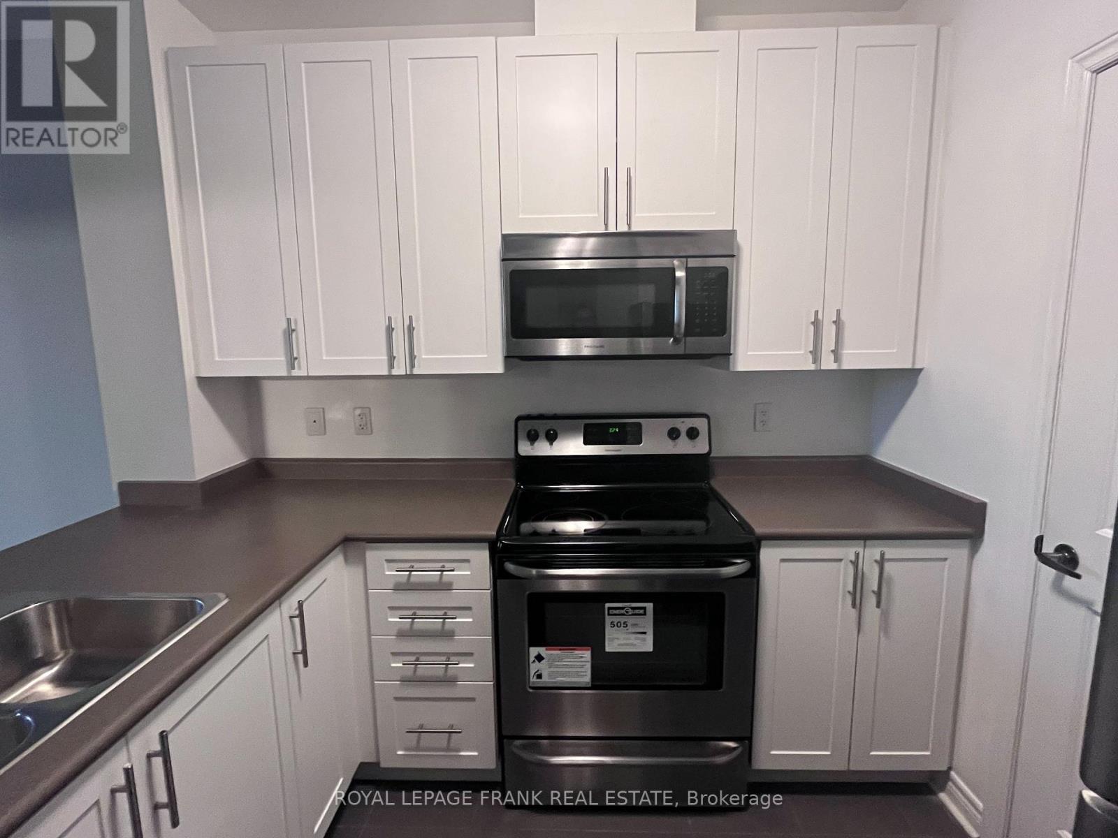 












218 - 7400 MARKHAM ROAD

,
Markham (Middlefield),




Ontario
L3S0C5

