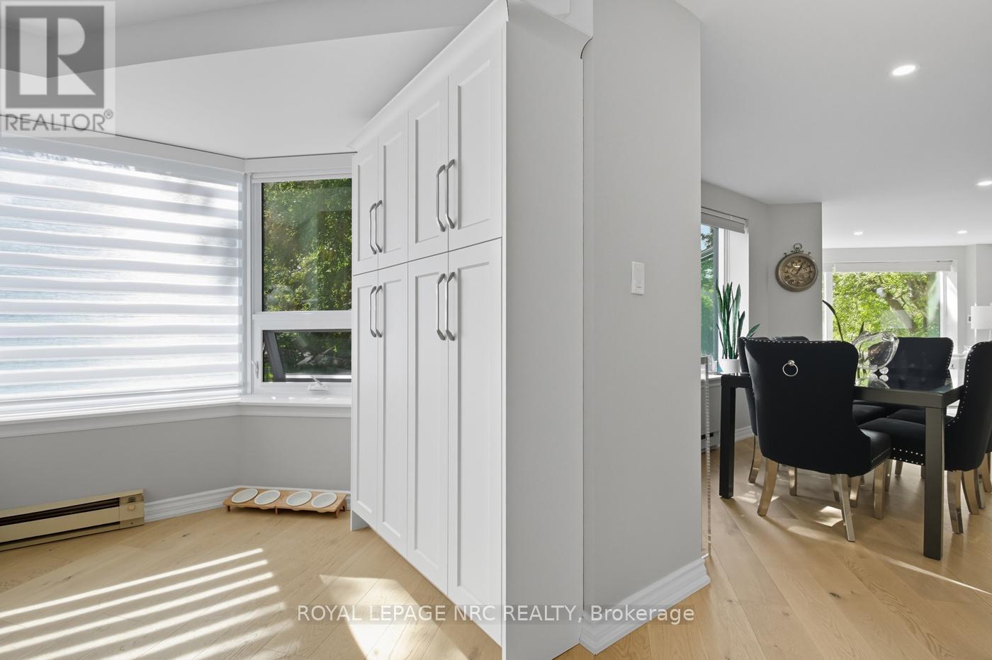 












2206 - 701 GENEVA STREET

,
St. Catharines (Lakeshore),




Ontario
L2N7H9

