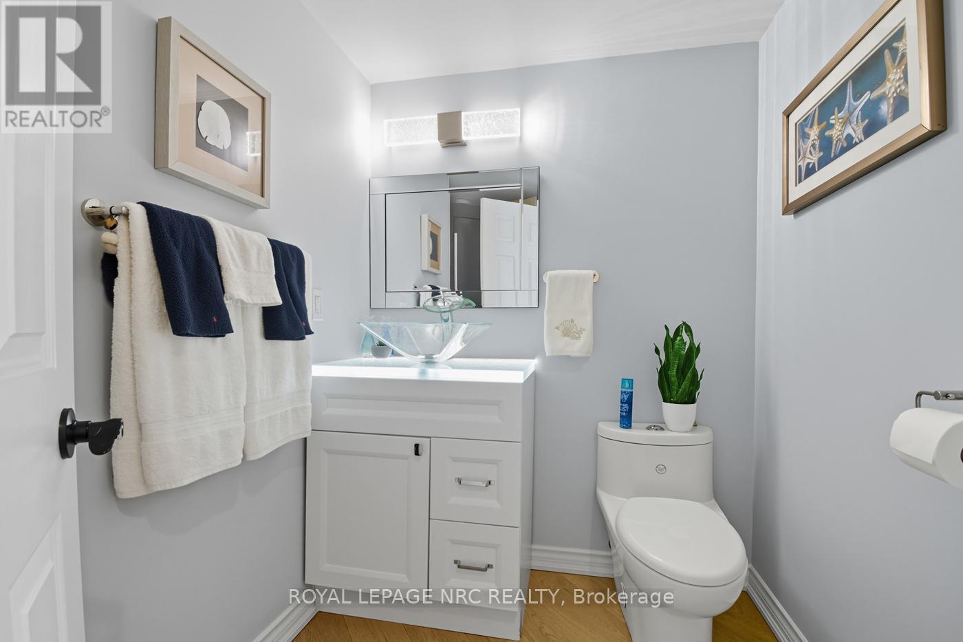 












2206 - 701 GENEVA STREET

,
St. Catharines (Lakeshore),




Ontario
L2N7H9

