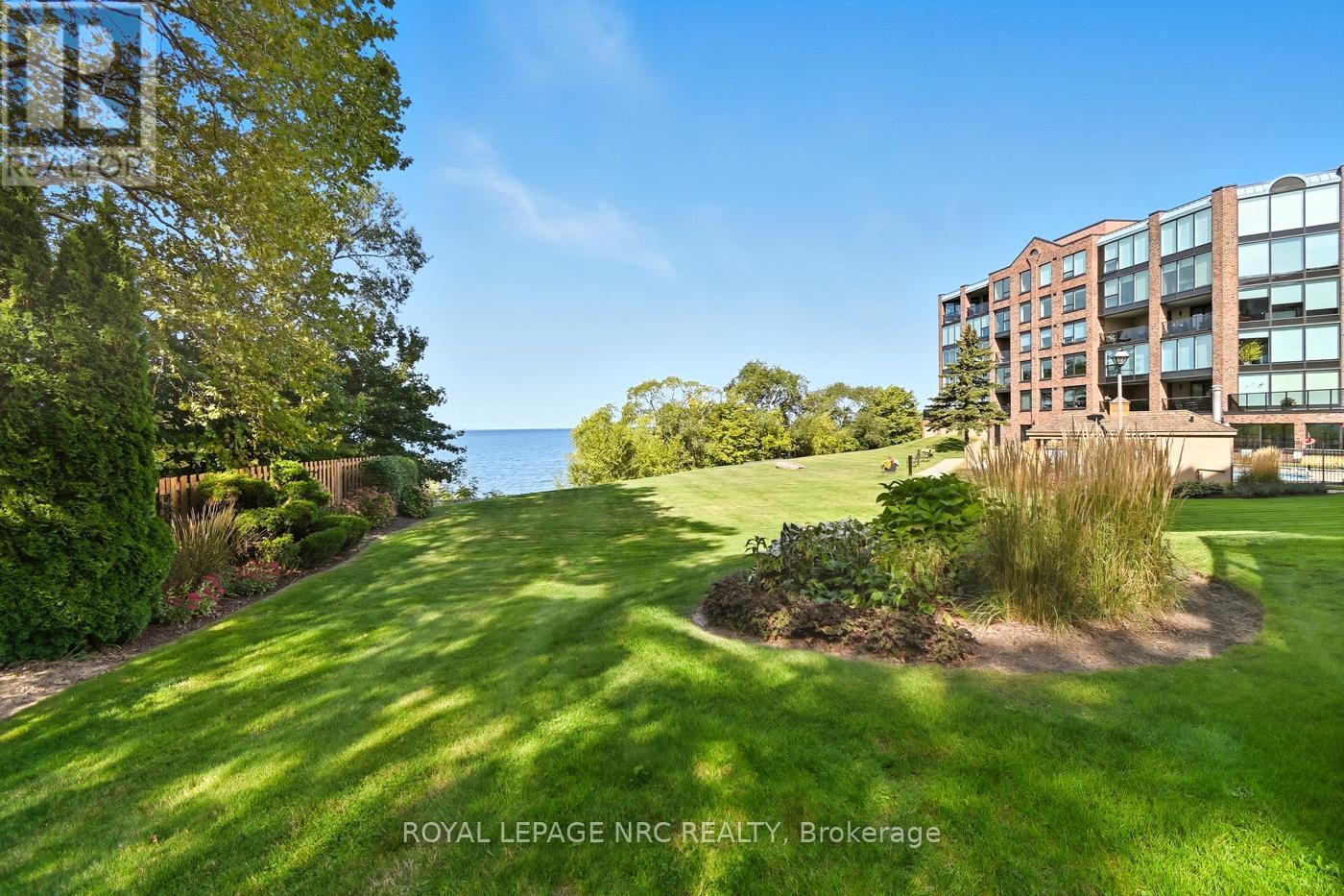 












2206 - 701 GENEVA STREET

,
St. Catharines (Lakeshore),




Ontario
L2N7H9

