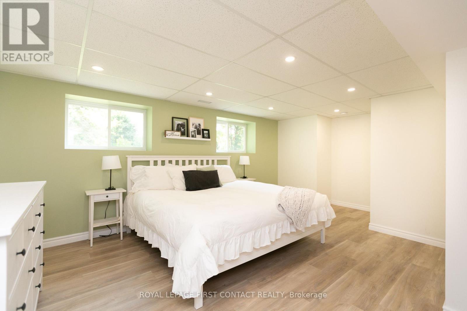 












5532 OLD UDNEY SIDE ROAD

,
Ramara,




Ontario
L3V0P6

