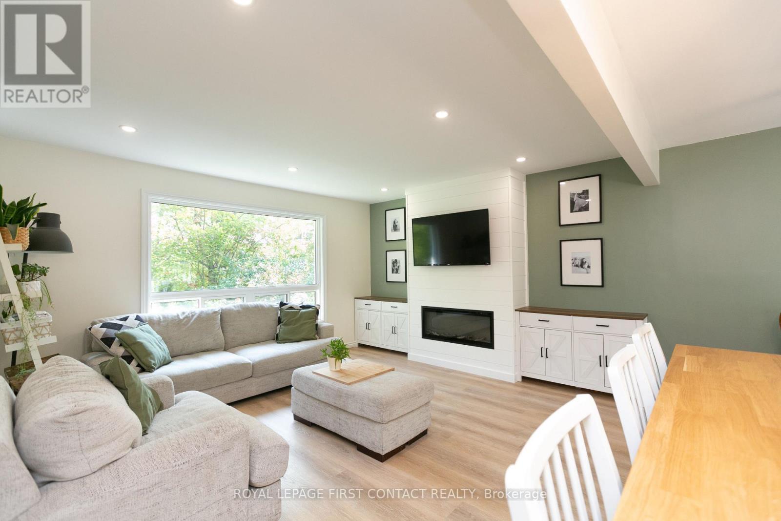 












5532 OLD UDNEY SIDE ROAD

,
Ramara,




Ontario
L3V0P6

