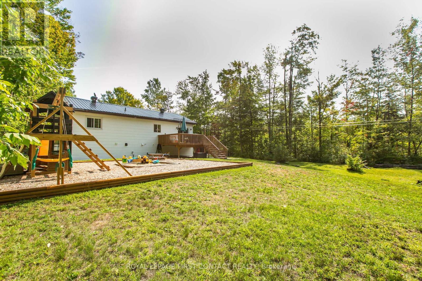 












5532 OLD UDNEY SIDE ROAD

,
Ramara,




Ontario
L3V0P6

