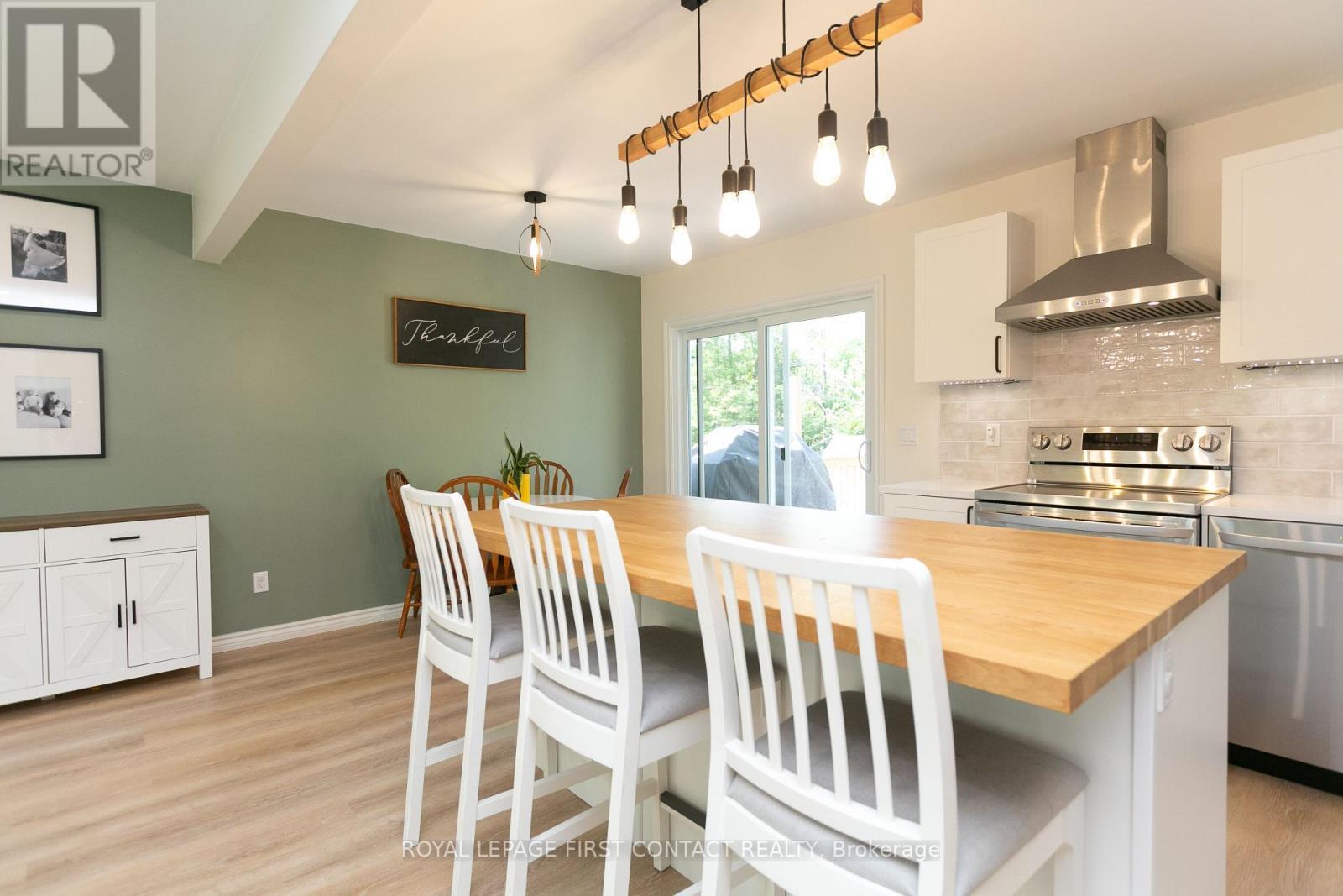 












5532 OLD UDNEY SIDE ROAD

,
Ramara,




Ontario
L3V0P6

