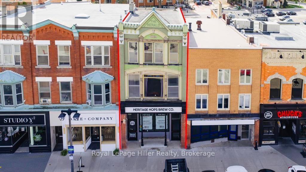 












21 MARKET PLACE

,
Stratford,




Ontario
N5A1A4

