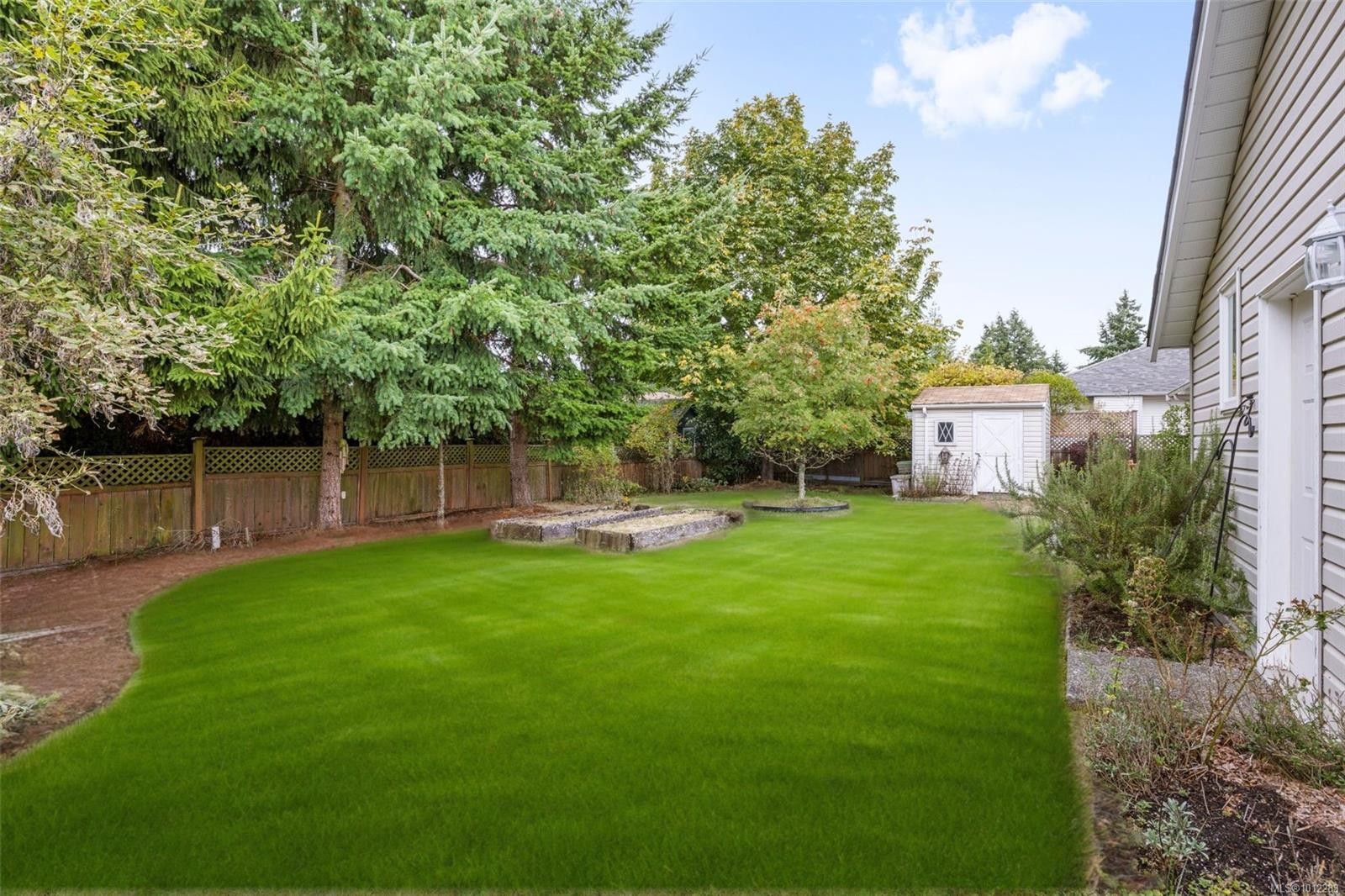 









601


Neden

Way,
Parksville,




BC
V9P 2N3

