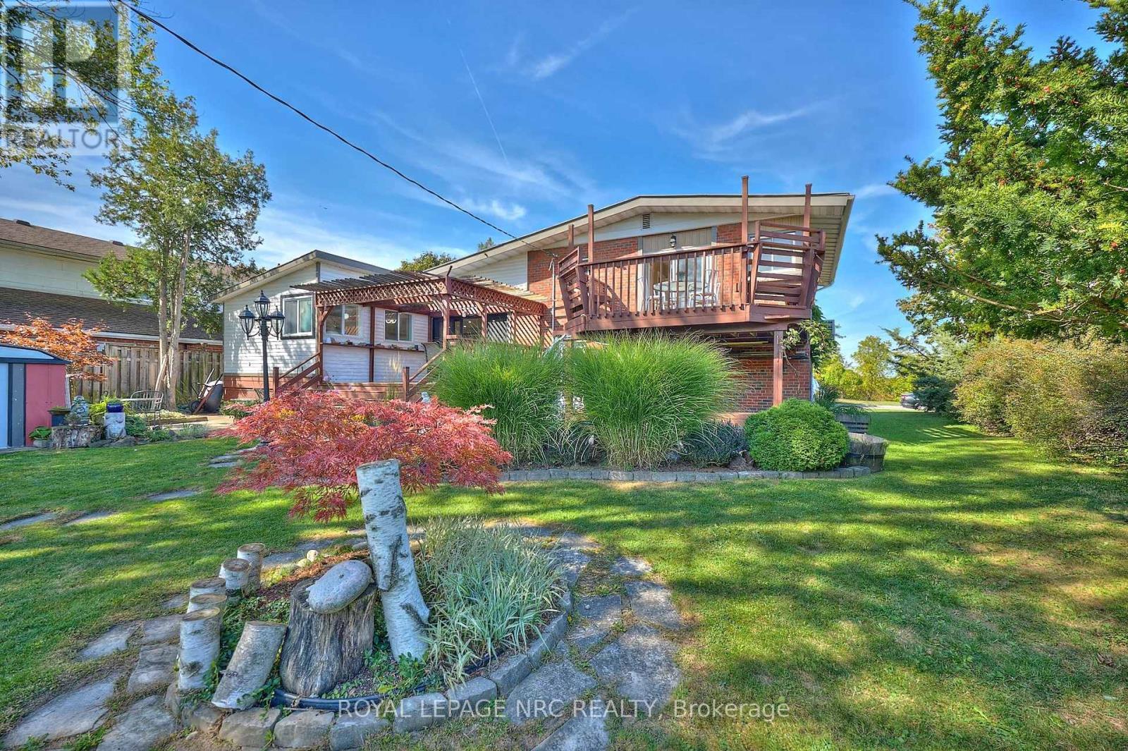












81 RIVERVIEW BOULEVARD

,
St. Catharines (Glendale/Glenridge),




Ontario
L2T3L9


