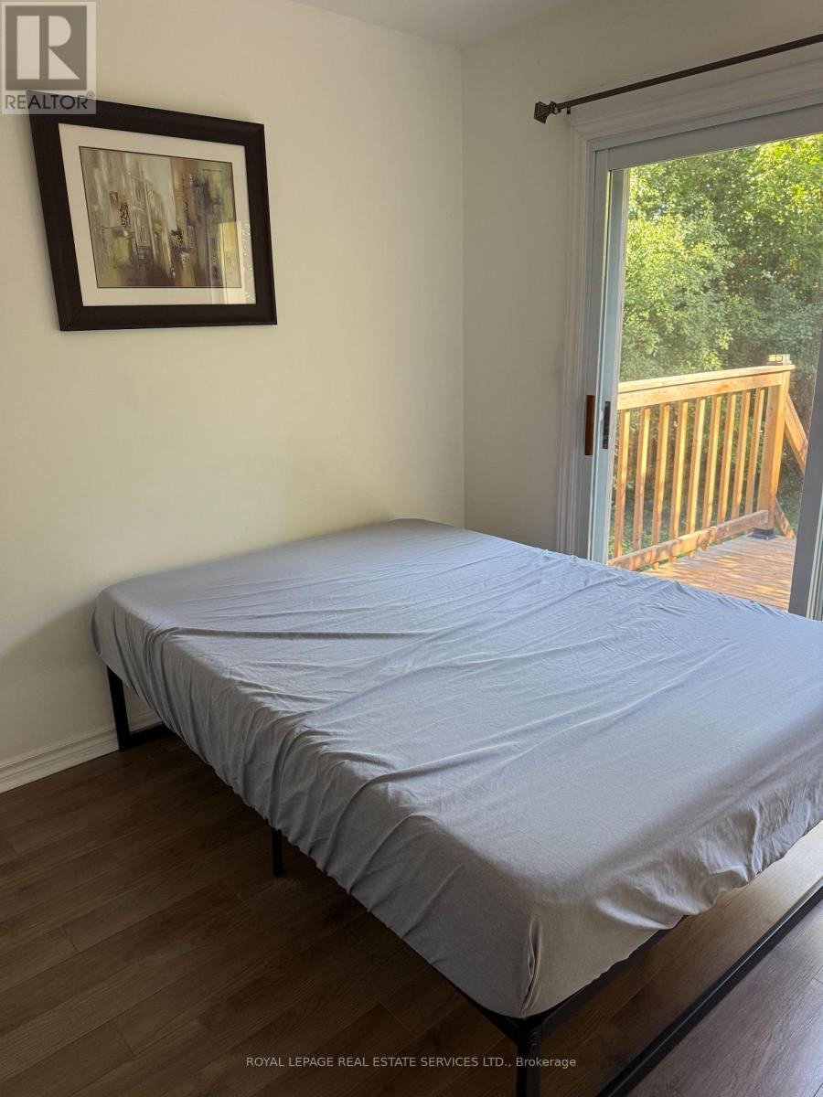 












2402 BELYEA STREET

,
Oakville,




Ontario
L6L1P1

